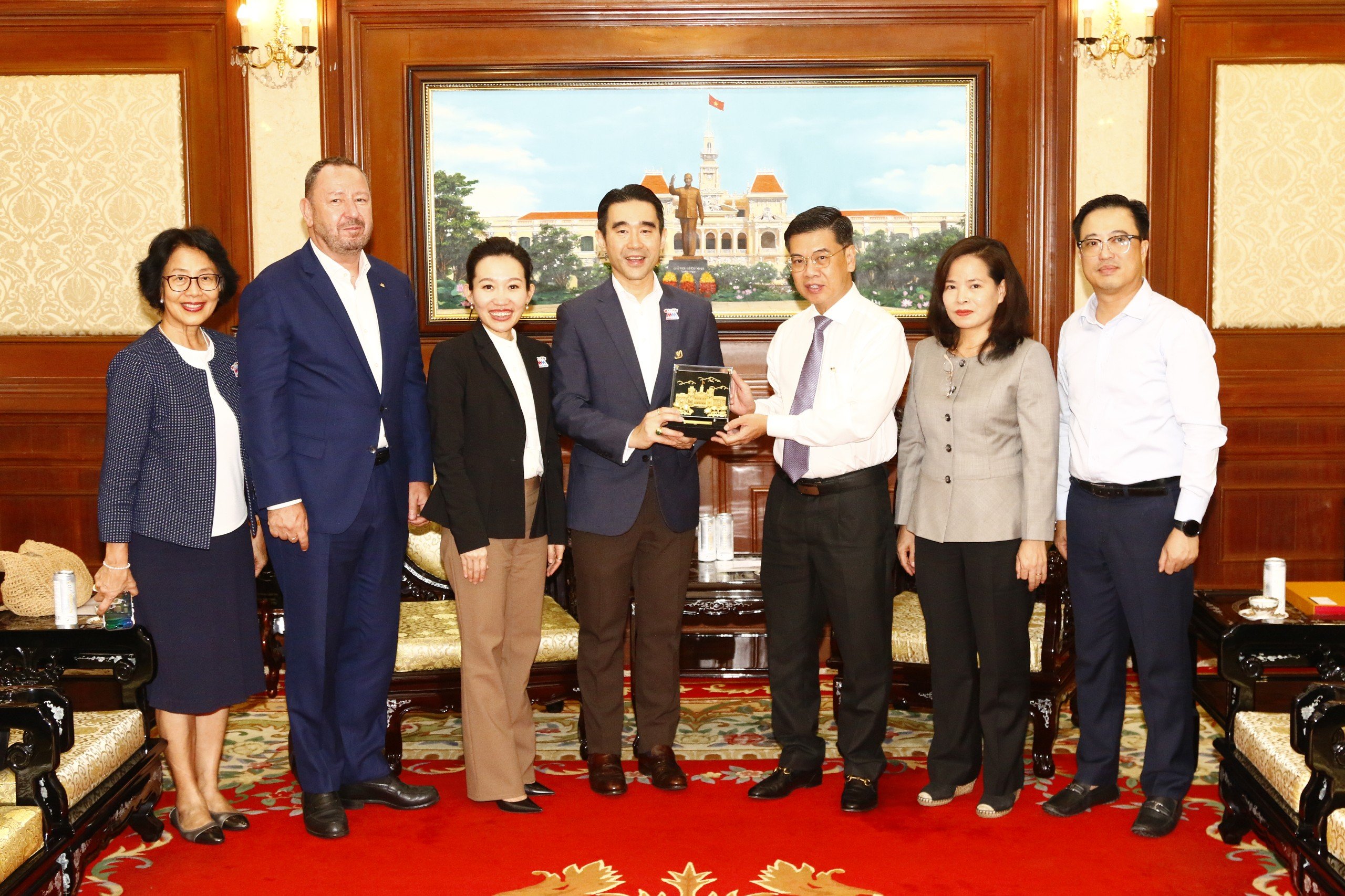 C&ocirc;ng ty mẹ của MM Mega Market Việt Nam muốn li&ecirc;n doanh với doanh nghiệp nh&agrave; nước tại Việt Nam- Ảnh 2.