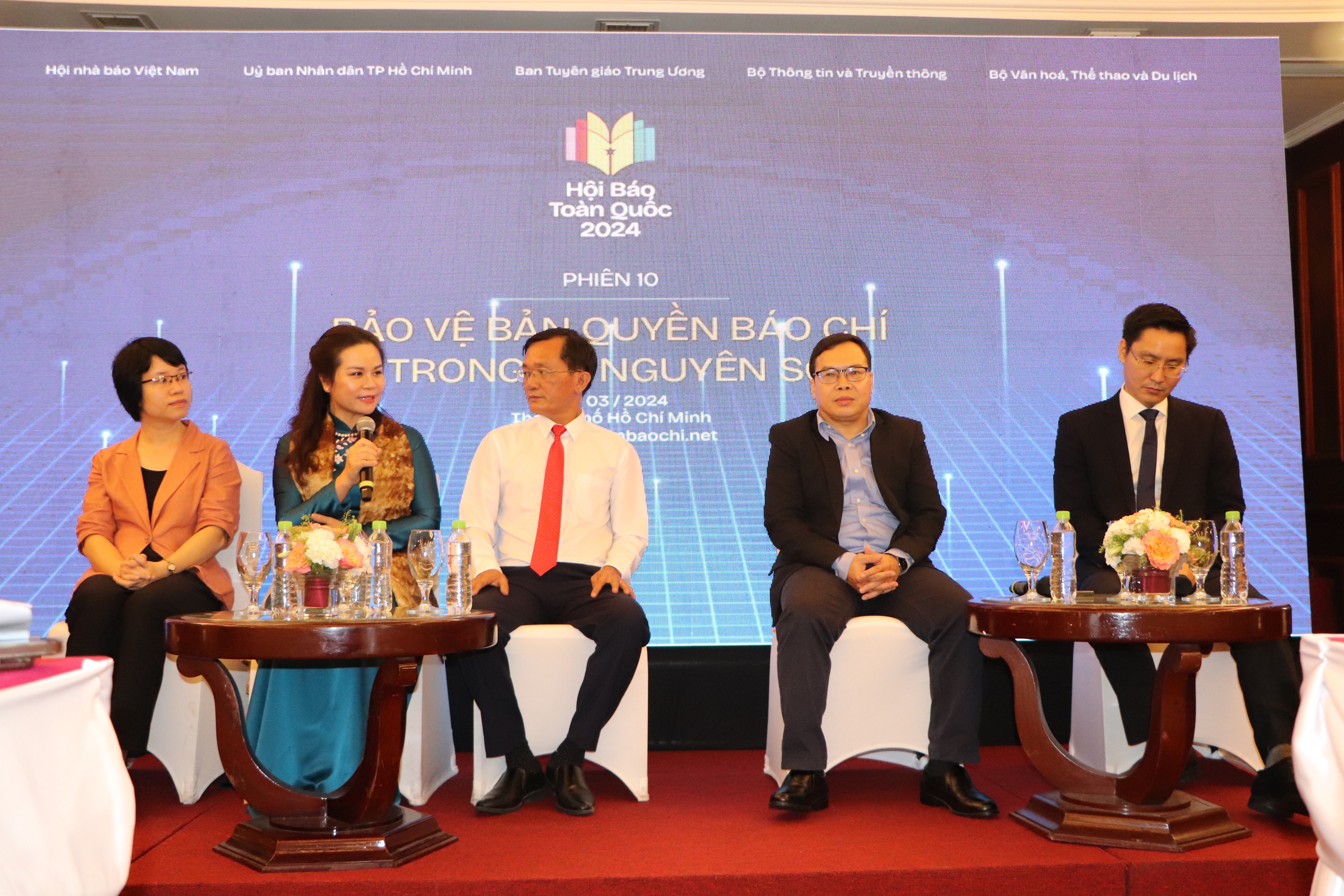 Kiện ra tòa chuyện vi phạm bản quyền báo chí là giải pháp văn minh- Ảnh 2.
