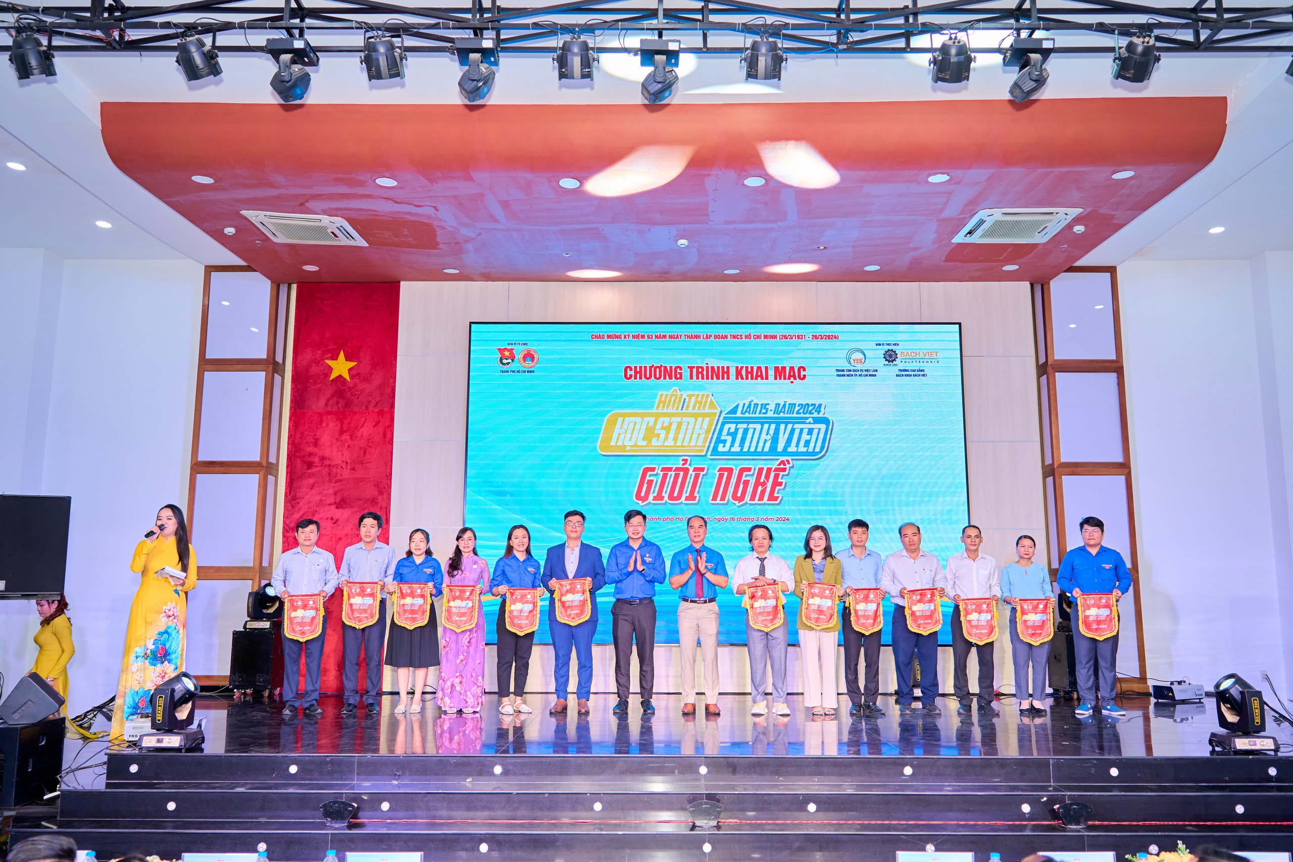 Gần 800 th&iacute; sinh tham gia Hội thi &ldquo;Học sinh, sinh vi&ecirc;n giỏi nghề&rdquo;- Ảnh 7.