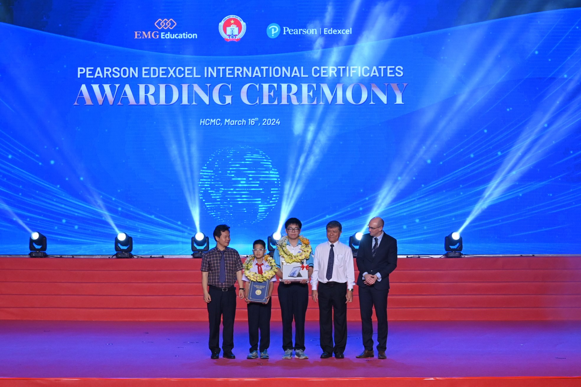 Học sinh đạt điểm m&ocirc;n to&aacute;n tiểu học cao nhất thế giới muốn trở th&agrave;nh lập tr&igrave;nh vi&ecirc;n - Ảnh 1.