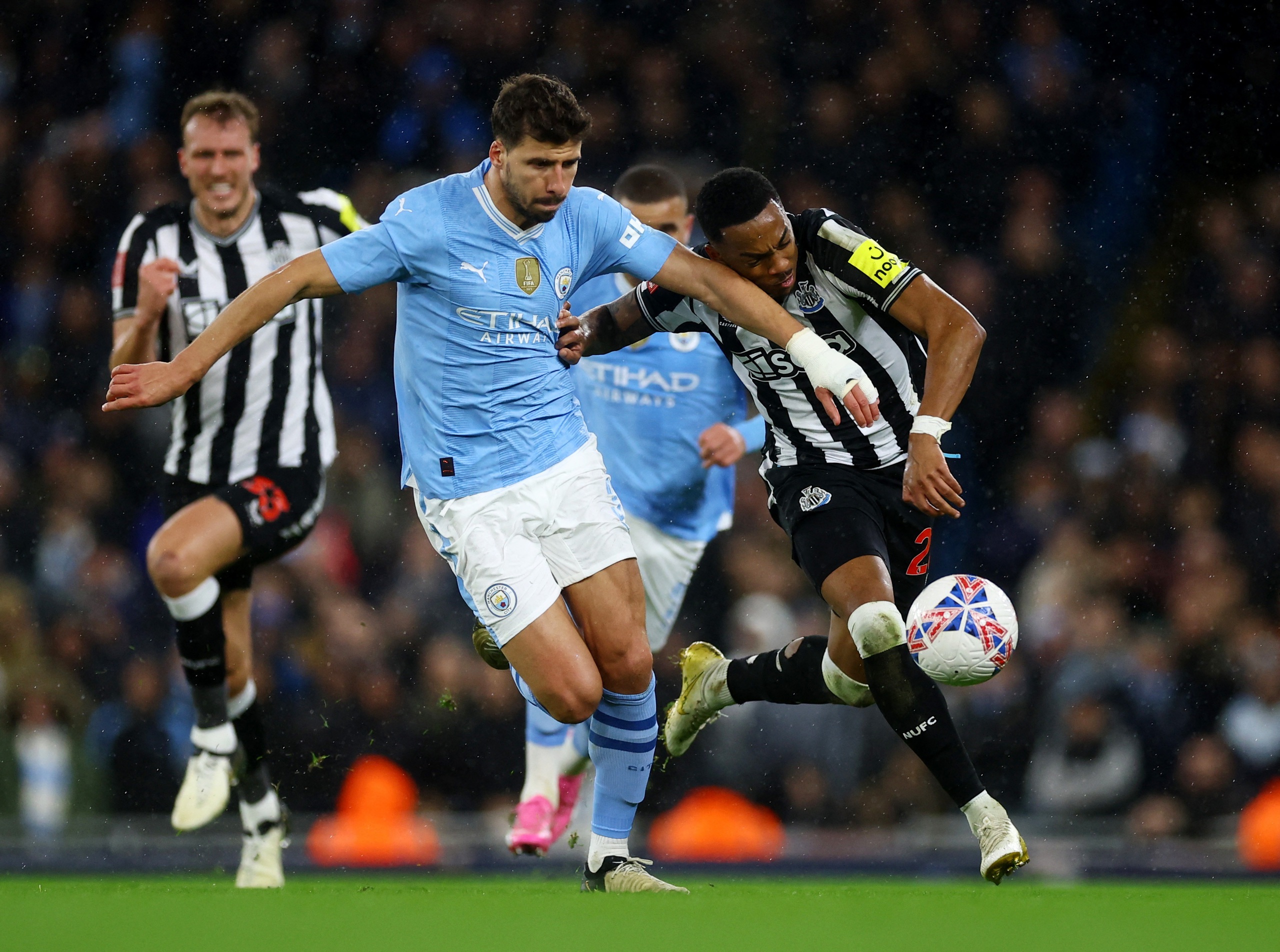 "Người hùng" Bernardo Silva đưa Man City vào bán kết FA Cup- Ảnh 1.