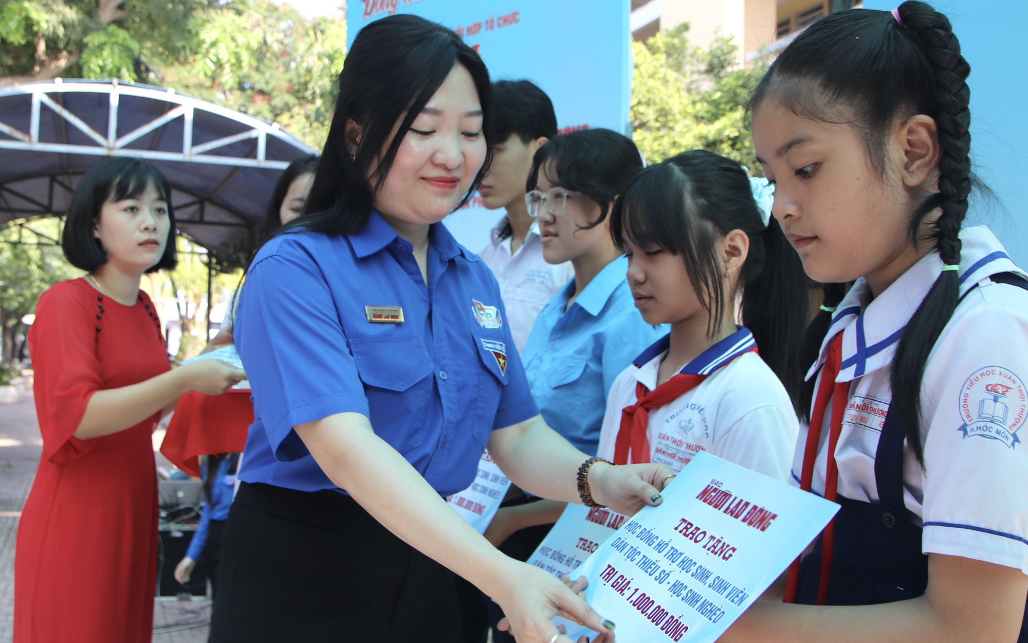 "Đồng hành người bạn ngoại thành" tại huyện Hóc Môn