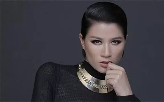 Trang Trần mất việc lao công ở Mỹ