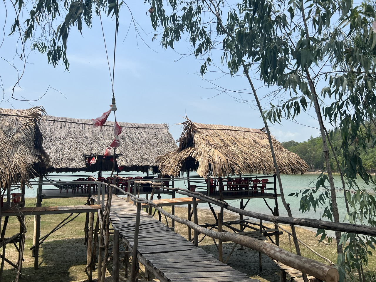 B&aacute;n đảo Tha La- B&igrave;nh Dương điểm check-in l&yacute; tưởng l&uacute;c nắng n&oacute;ng- Ảnh 3.