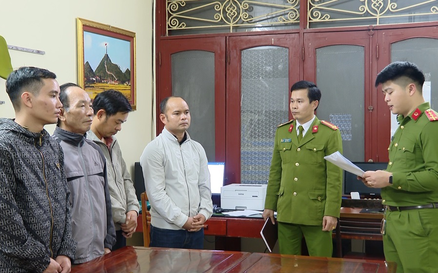 Làm giả hồ sơ chiếm đoạt gần 4 tỉ đồng của nhiều công ty bảo hiểm