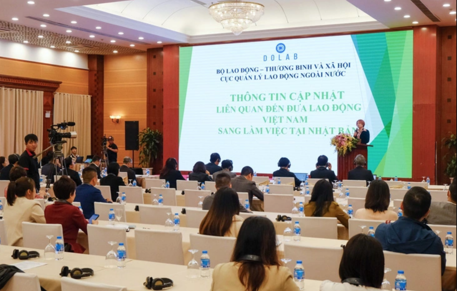 Nhật Bản nỗ lực thu hút lao động, Hàn Quốc có chương trình mới- Ảnh 2.