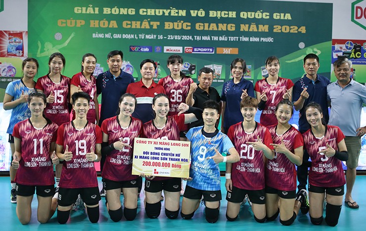 H&oacute;a chất Đức Giang thua sốc Thanh H&oacute;a, VTV B&igrave;nh Điền to&agrave;n thắng 2 trận mở m&agrave;n- Ảnh 3.
