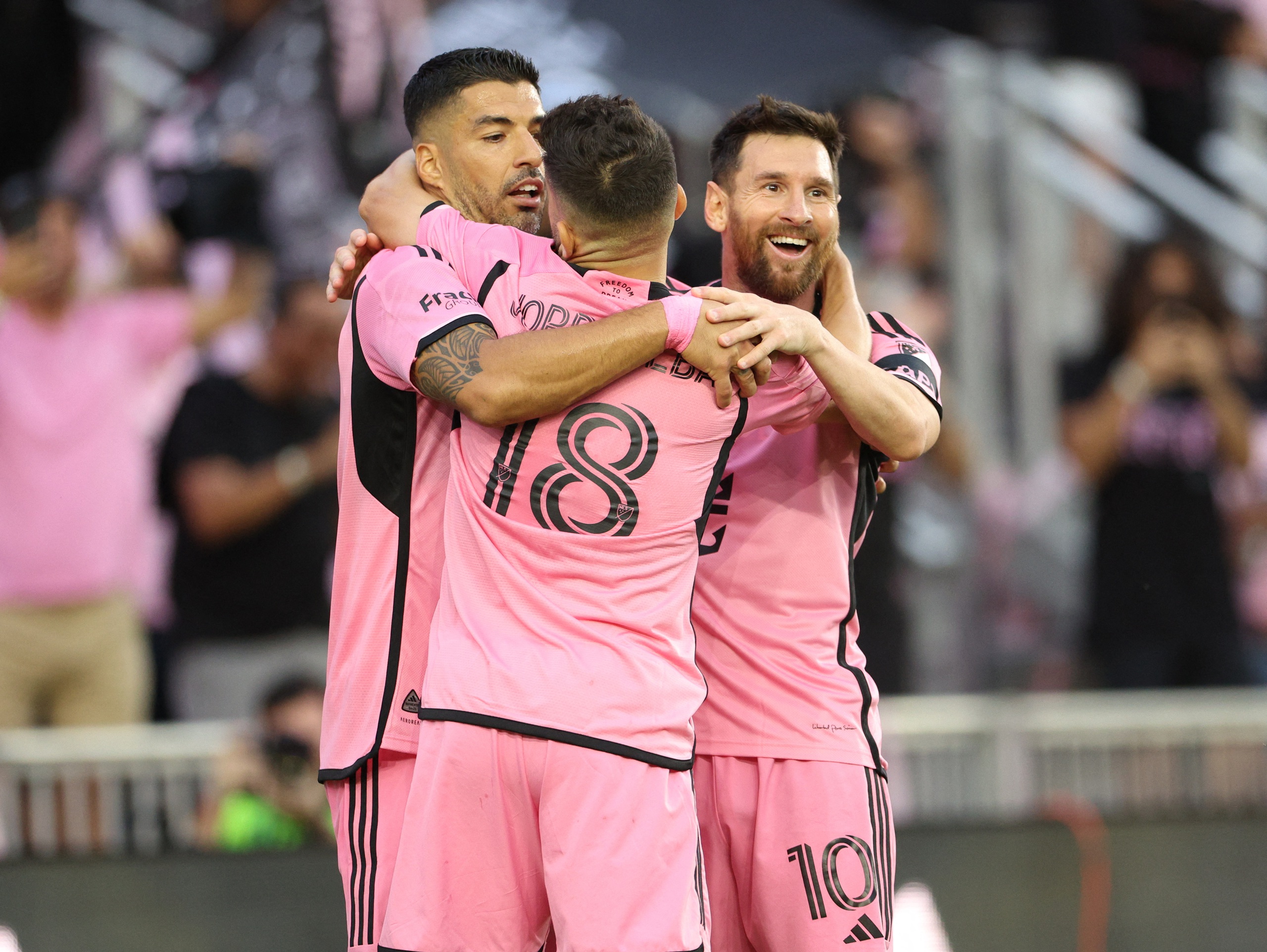 Inter Miami lại thắng, Messi tạo cột mốc mới và vượt Ronaldo- Ảnh 2.