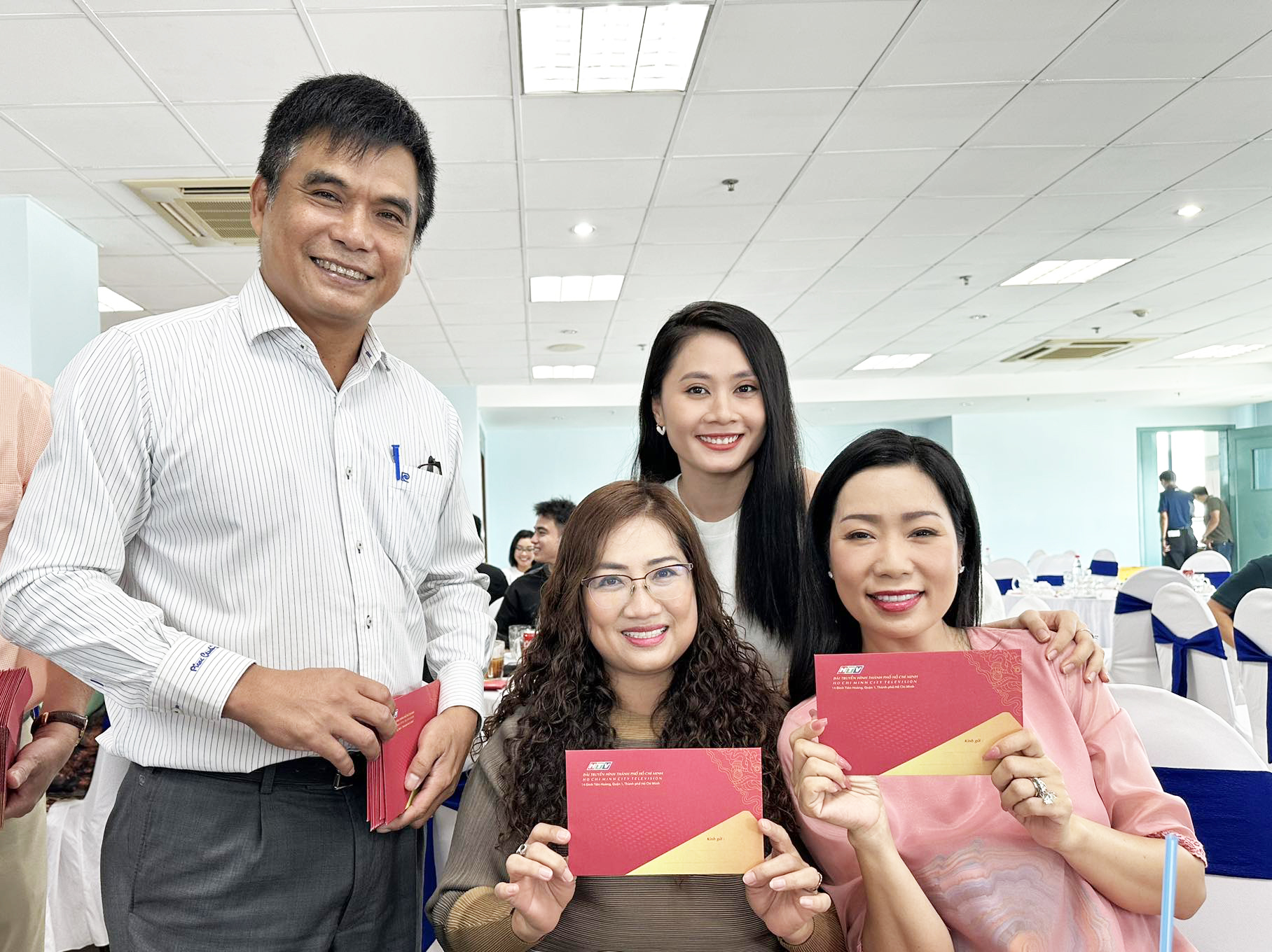 NSND Kim Cương, Minh Vương, Trọng Hữu vui mừng trước th&agrave;nh tựu của HTV- Ảnh 5.