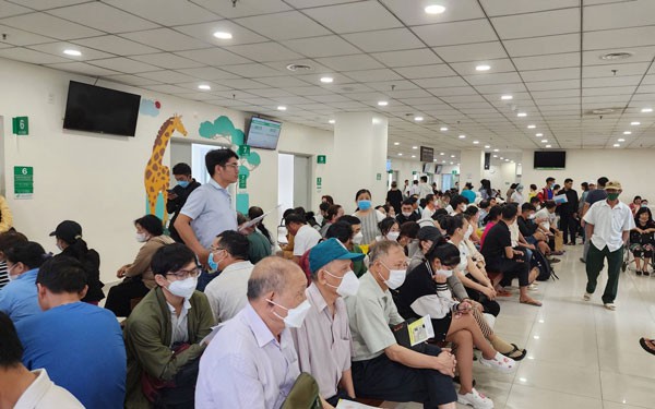 Nắng nóng, bệnh về da tăng mạnh