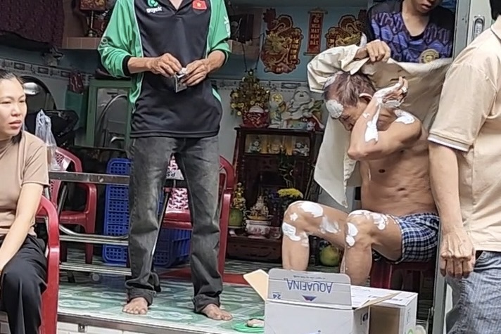 Cháy nhà 3 tầng ở quận 6 - TP HCM- Ảnh 2.