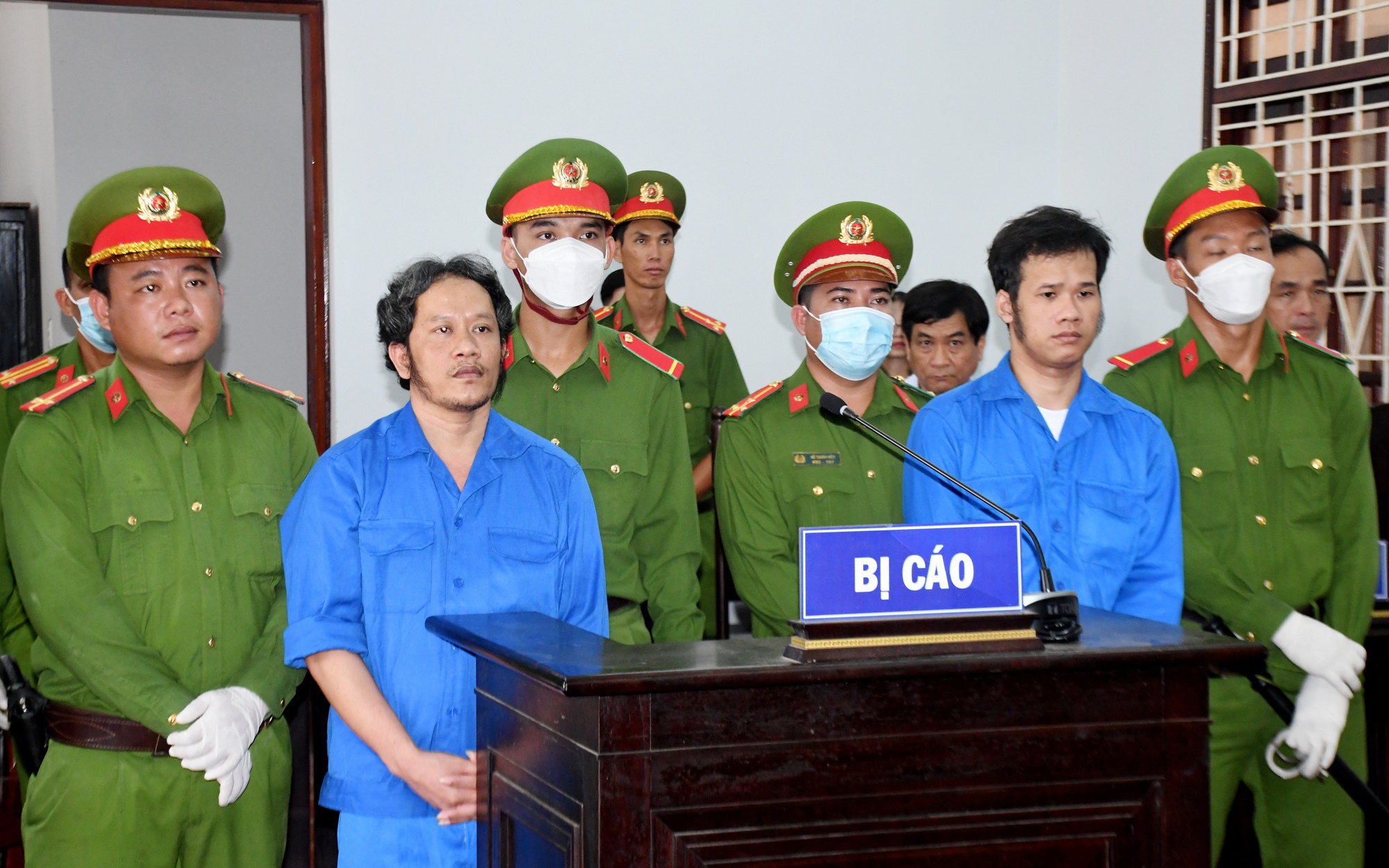 Trà Vinh: Phạt tù 2 người dùng Facebook xuyên tạc lịch sử