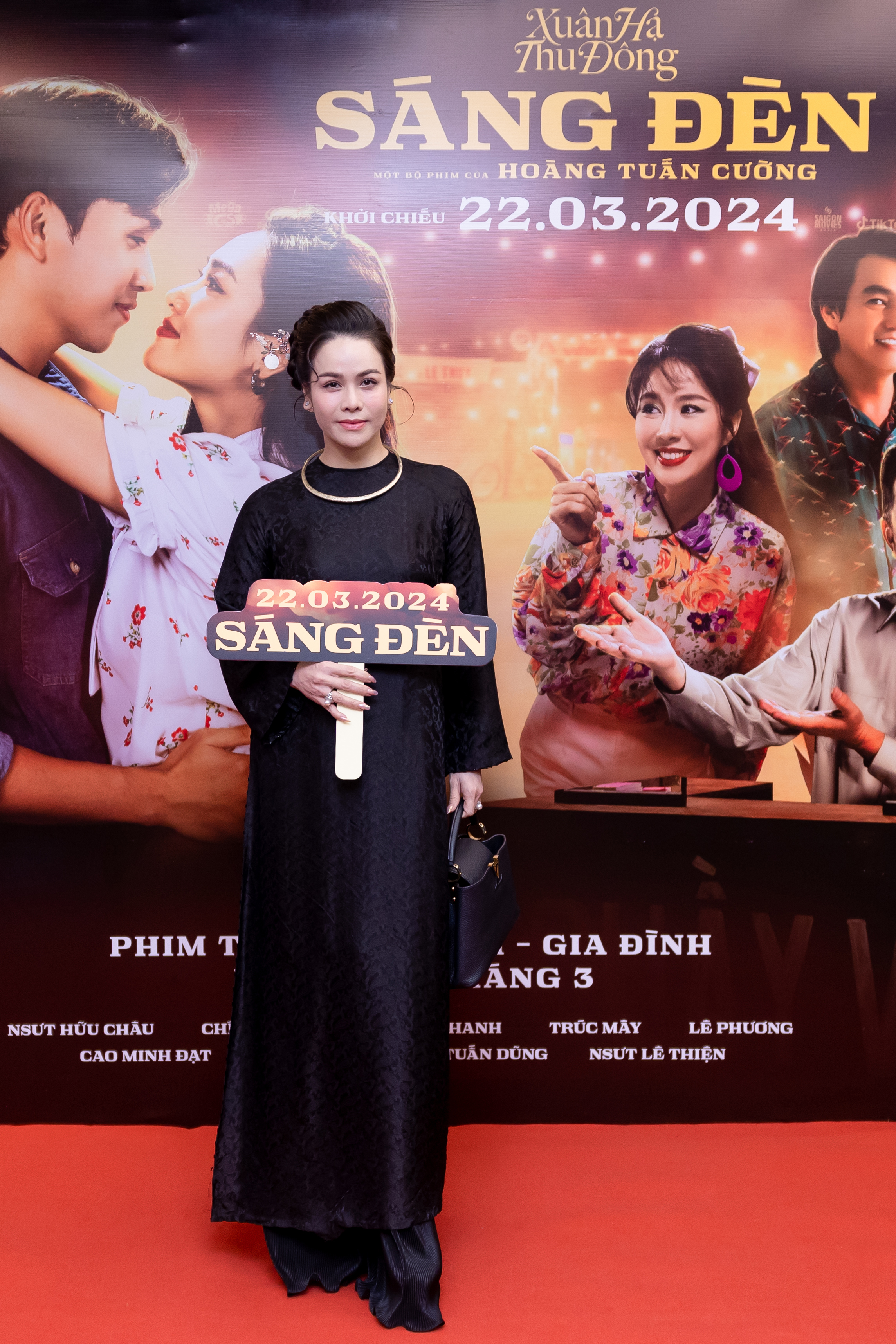 Ho&agrave;i L&acirc;m bất ngờ xuất hiện tr&ecirc;n thảm đỏ- Ảnh 7.