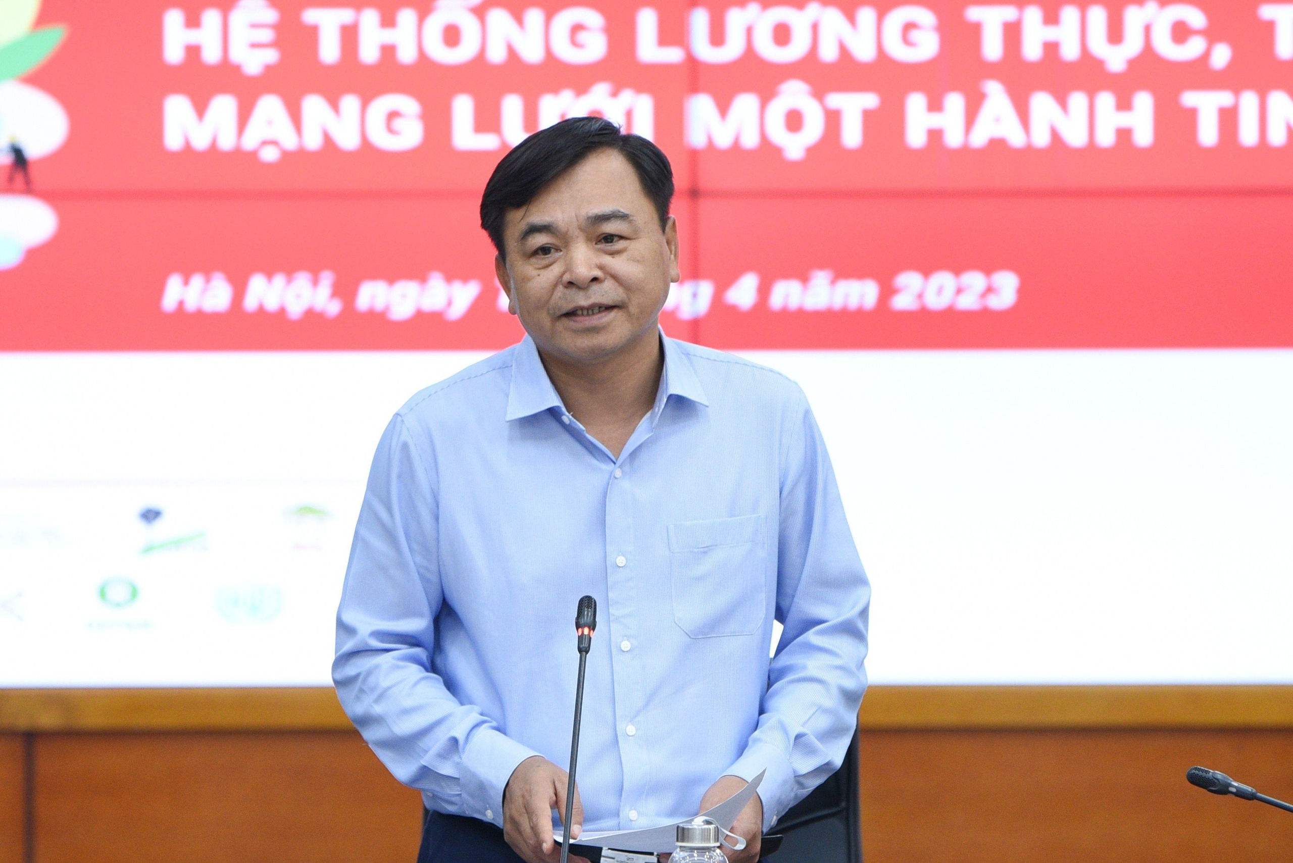 &Ocirc;ng Nguyễn Ho&agrave;ng Hiệp - Thứ trưởng Bộ N&ocirc;ng nghiệp v&agrave; Ph&aacute;t triển n&ocirc;ng th&ocirc;n
