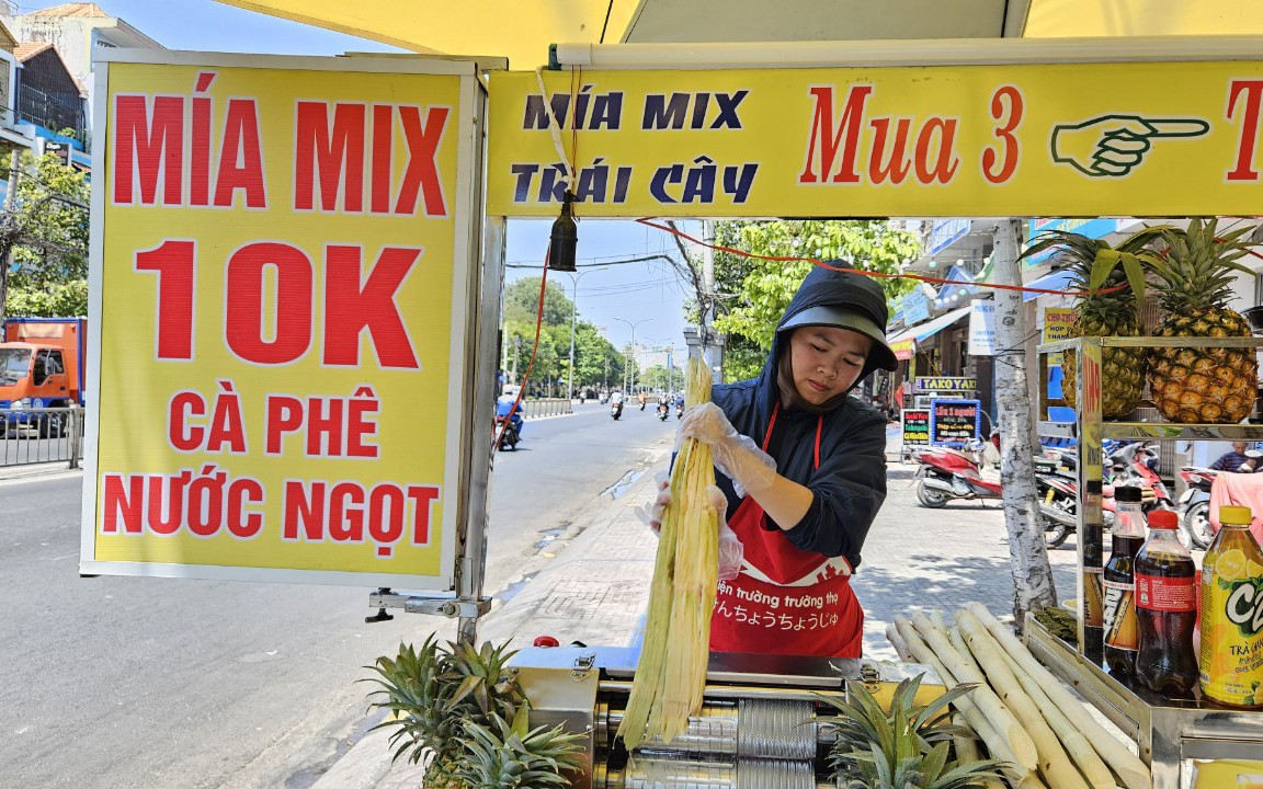 Kiếm tiền triệu từ trái cây giải nhiệt mùa nóng
