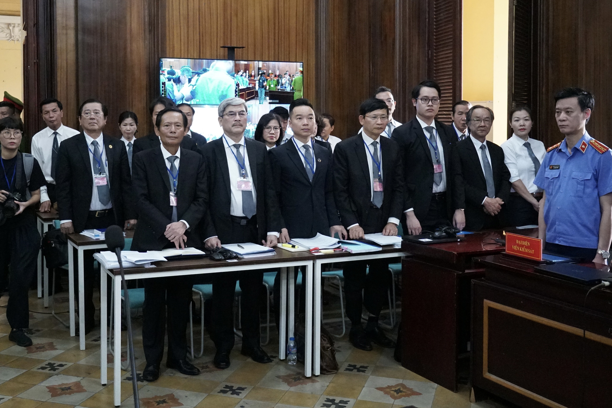 Xét xử vụ Vạn Thịnh Phát: Cựu Phó Giám đốc Tài chính sốc trước mức án bị đề nghị- Ảnh 2.