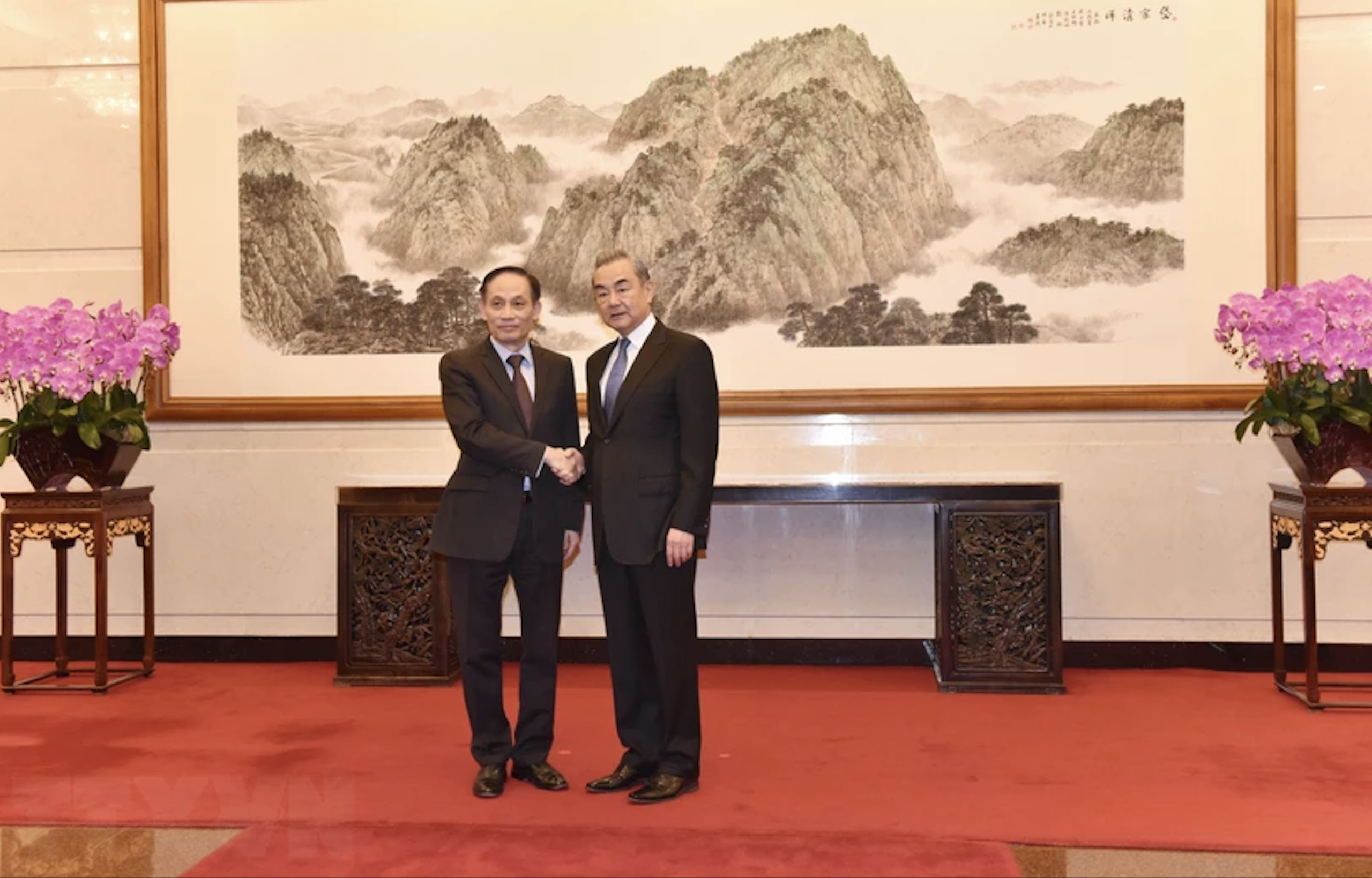 Trưởng ban Đối ngoại Trung ương hội kiến l&atilde;nh đạo cấp cao Đảng Cộng sản Trung Quốc- Ảnh 1.