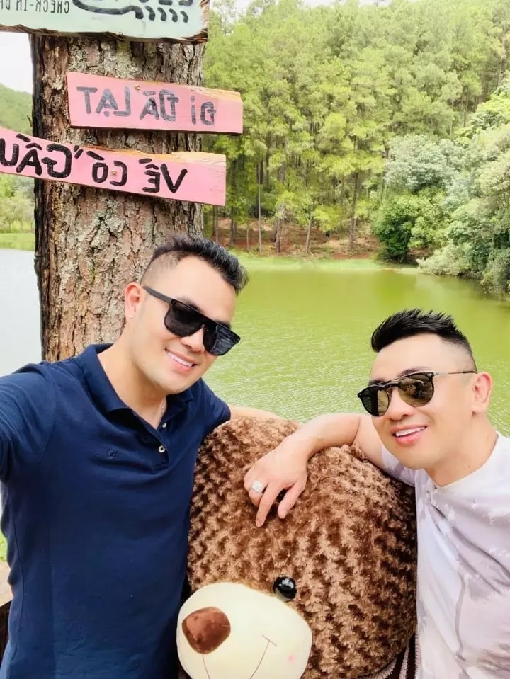 Cựu thành viên nhóm 1088 giấu con gái chuyện yêu đồng giới- Ảnh 2.