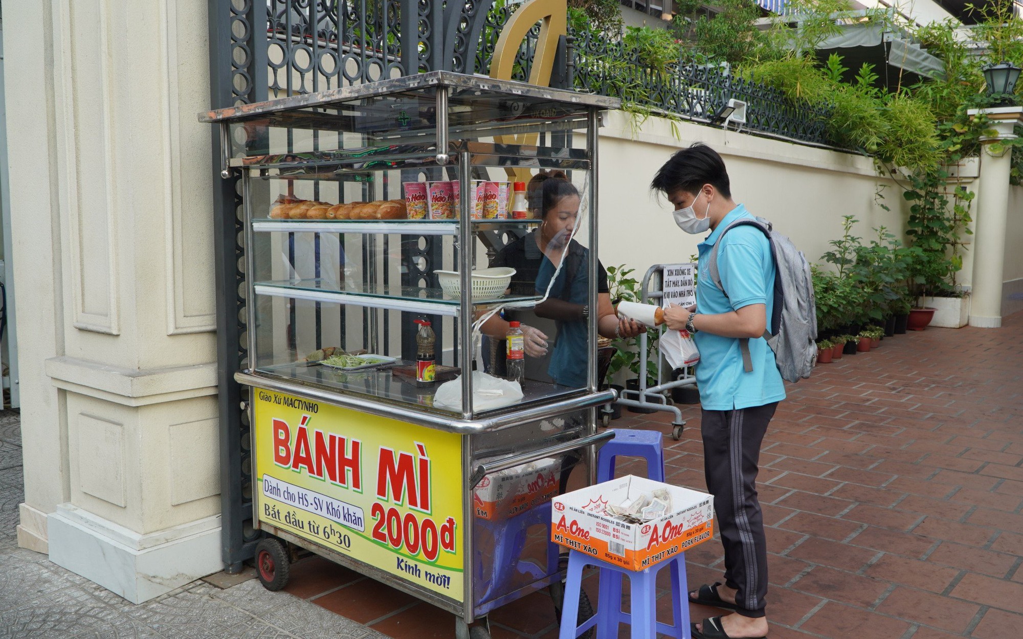 Thành phố mở rộng vòng tay