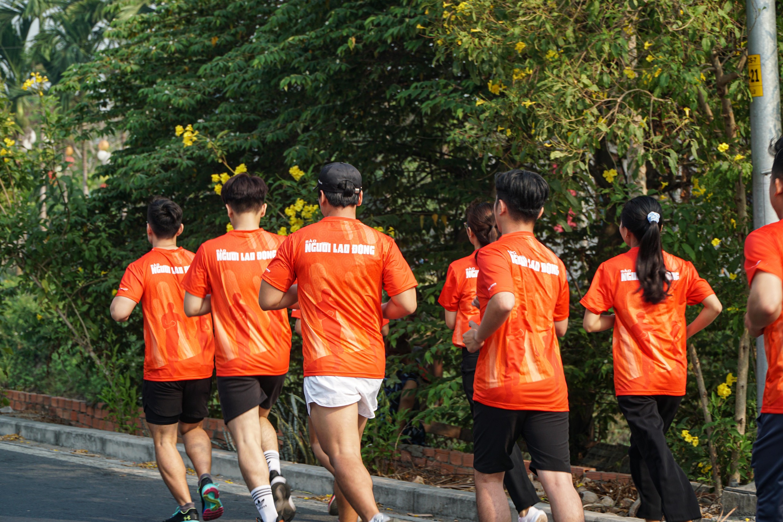 Cận cảnh áo đấu giải Half-marathon