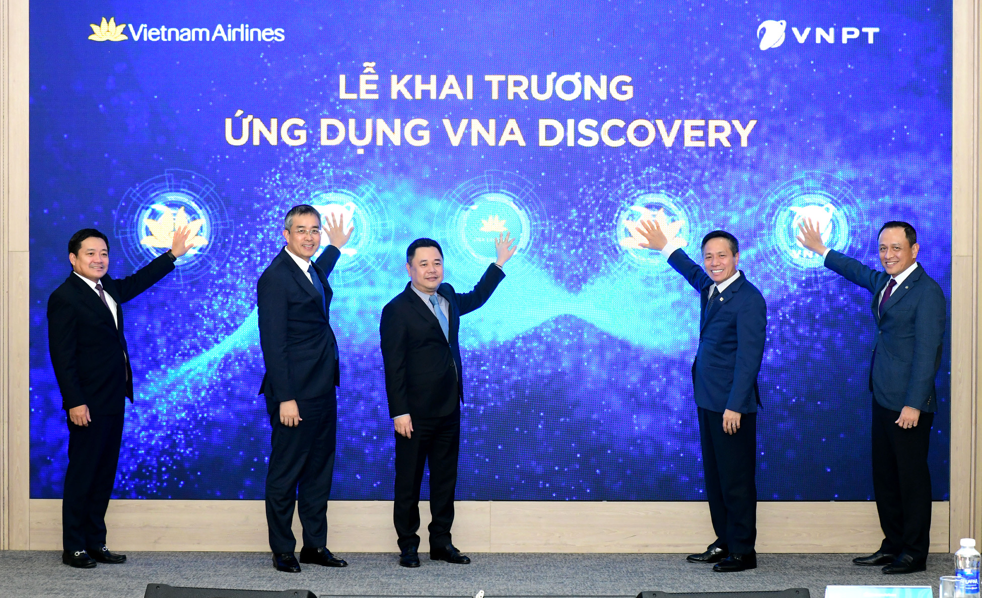 VNPT v&agrave; Vietnam Airlines hợp t&aacute;c cung cấp dịch vụ Internet tr&ecirc;n m&aacute;y bay- Ảnh 2.