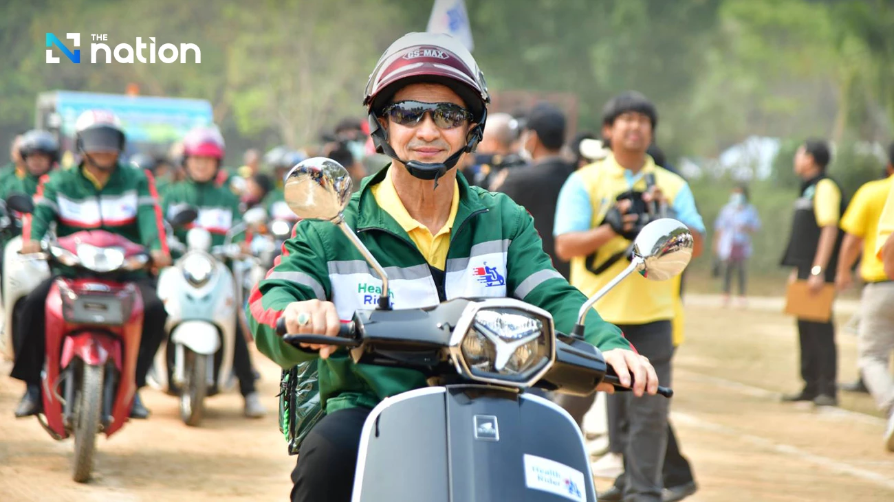 &ldquo;T&agrave;i xế y tế&rdquo; sẽ giao thuốc tận nh&agrave; cho bệnh nh&acirc;n tại 32 tỉnh của Th&aacute;i Lan Ảnh: THE NATION