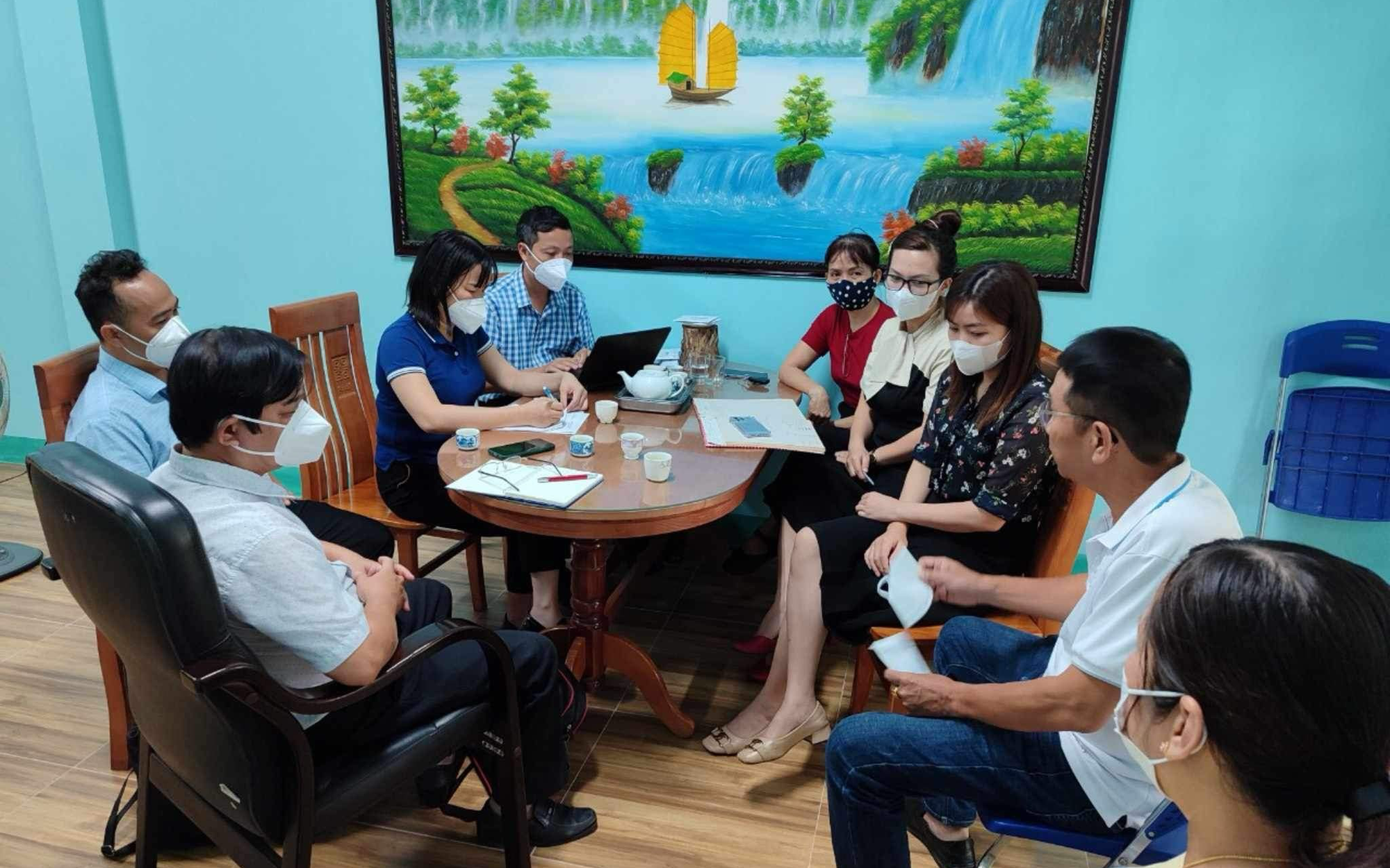 Nguy cơ lây nhiễm cúm gia cầm sang người