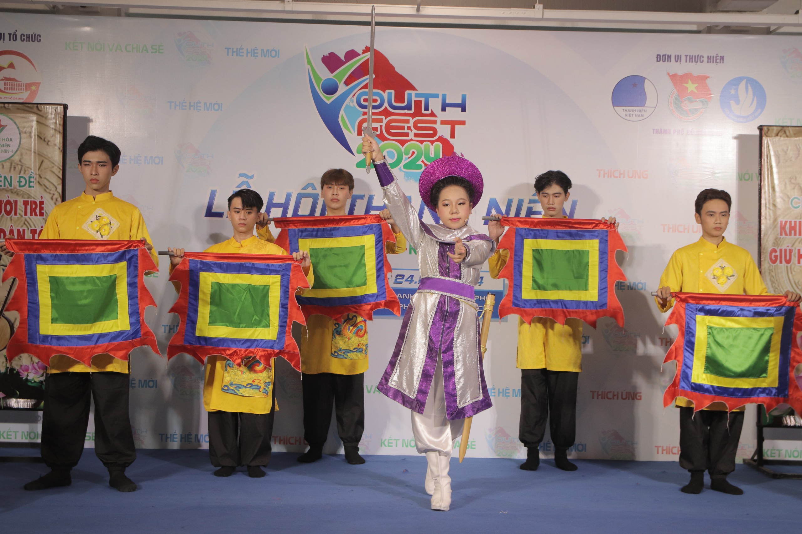 Chung tay giữ hồn d&acirc;n tộc- Ảnh 2.