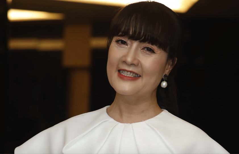 Vân Dung nói mình oan khi mang tiếng tham tiền- Ảnh 1.