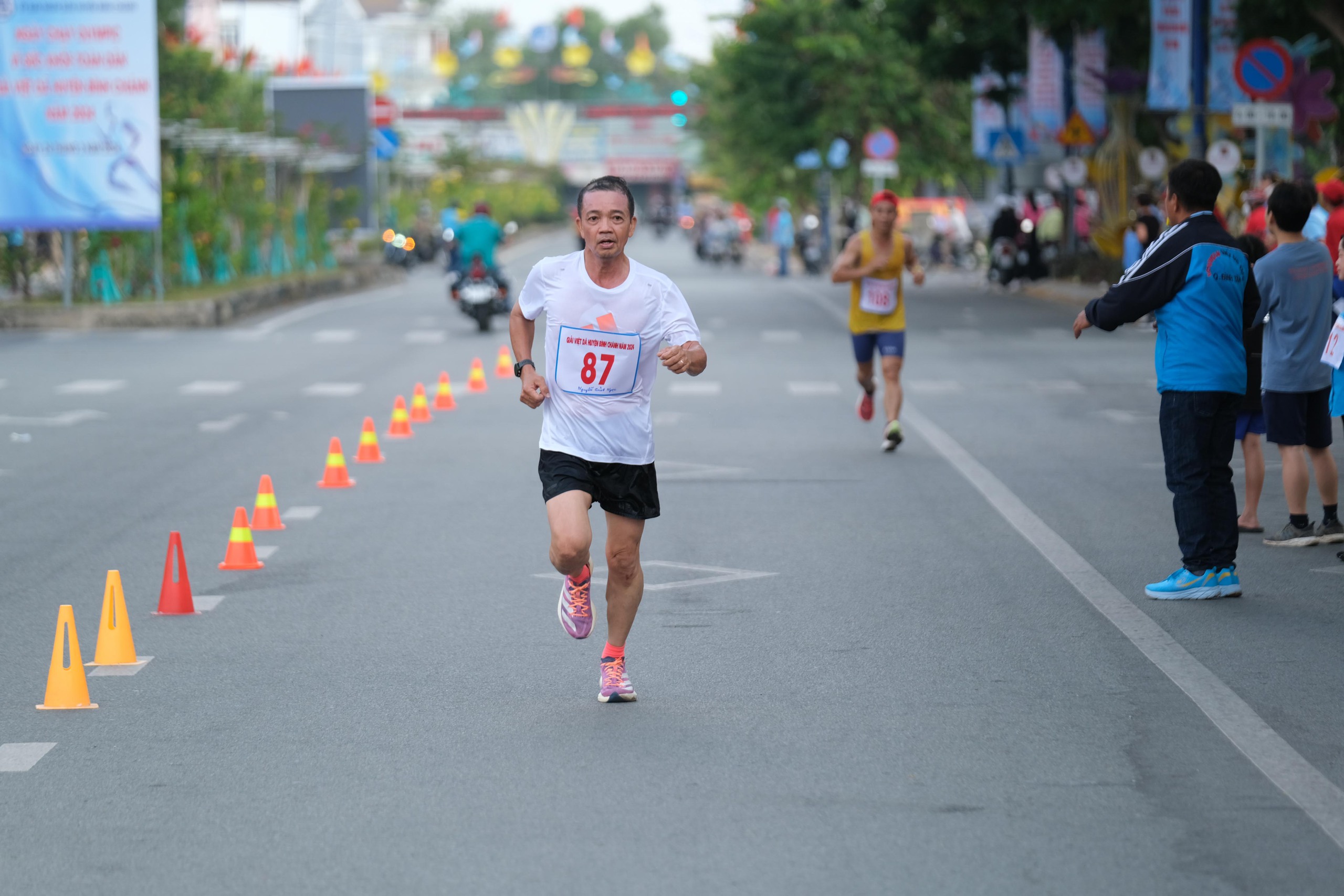 Huyện B&igrave;nh Ch&aacute;nh: Hơn 2.500 VĐV tham gia ng&agrave;y chạy Olympic v&igrave; sức khỏe to&agrave;n d&acirc;n- Ảnh 5.