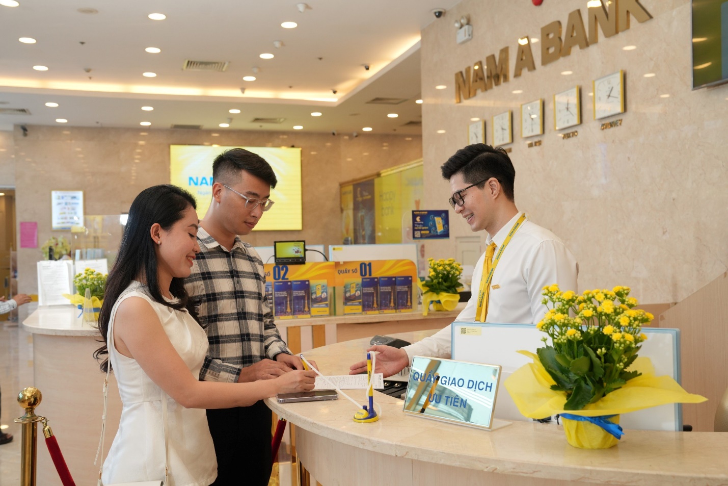 Nam A Bank ph&aacute;t triển bền vững với hai trụ cột l&agrave; &ldquo;số&rdquo; v&agrave; &ldquo;xanh&rdquo;- Ảnh 2.