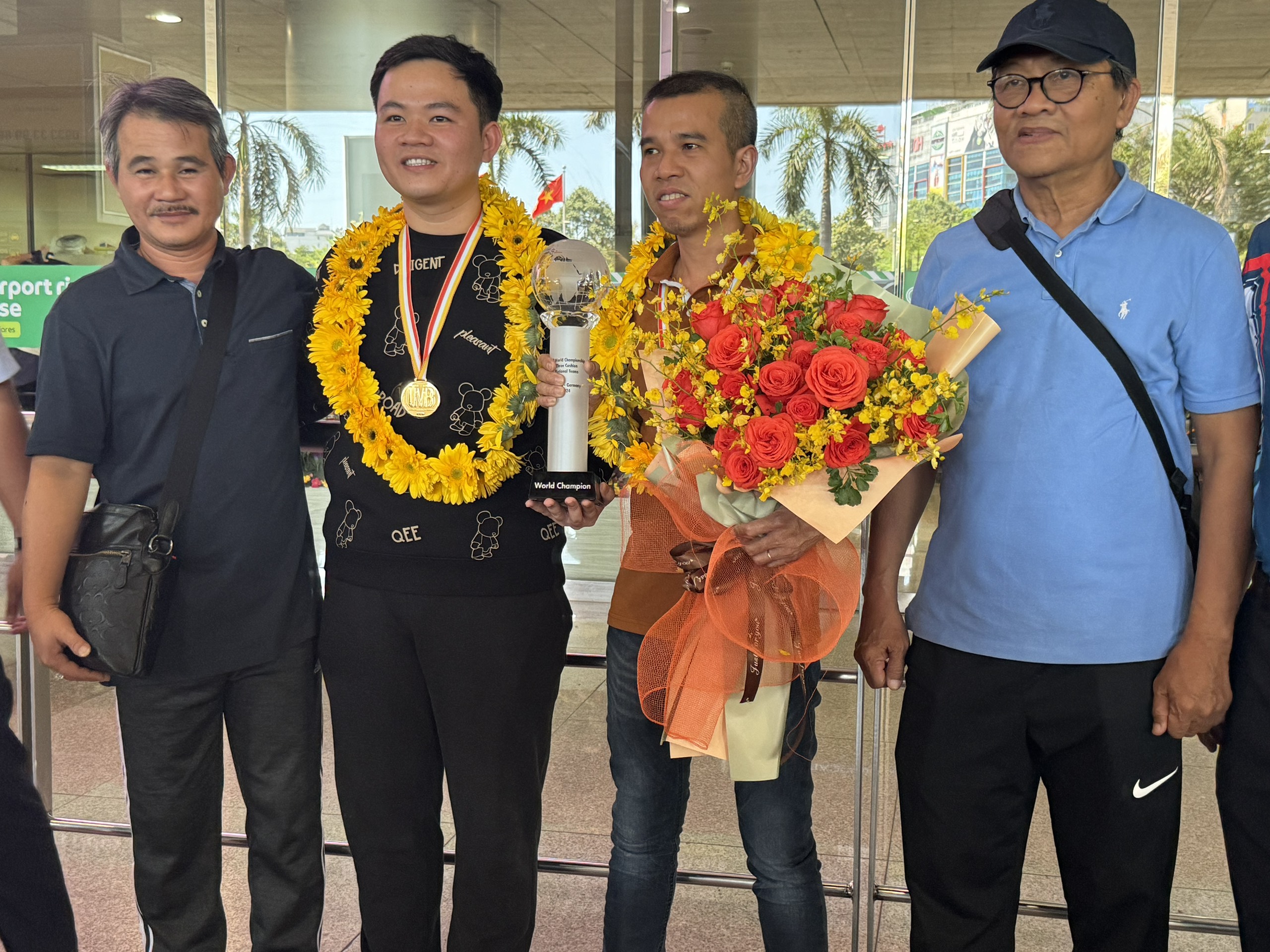 Ng&agrave;y về của hai nh&agrave; v&ocirc; địch thế giới Trần Quyết Chiến v&agrave; Bao Phương Vinh- Ảnh 7.