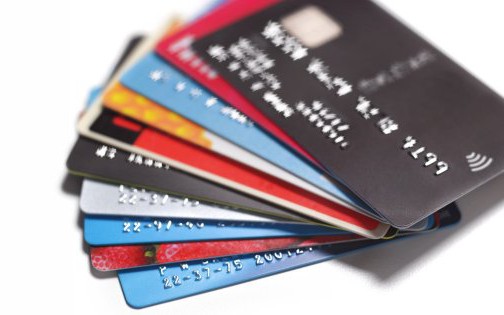 Ngân hàng phải chấn chỉnh việc thu phí, lãi