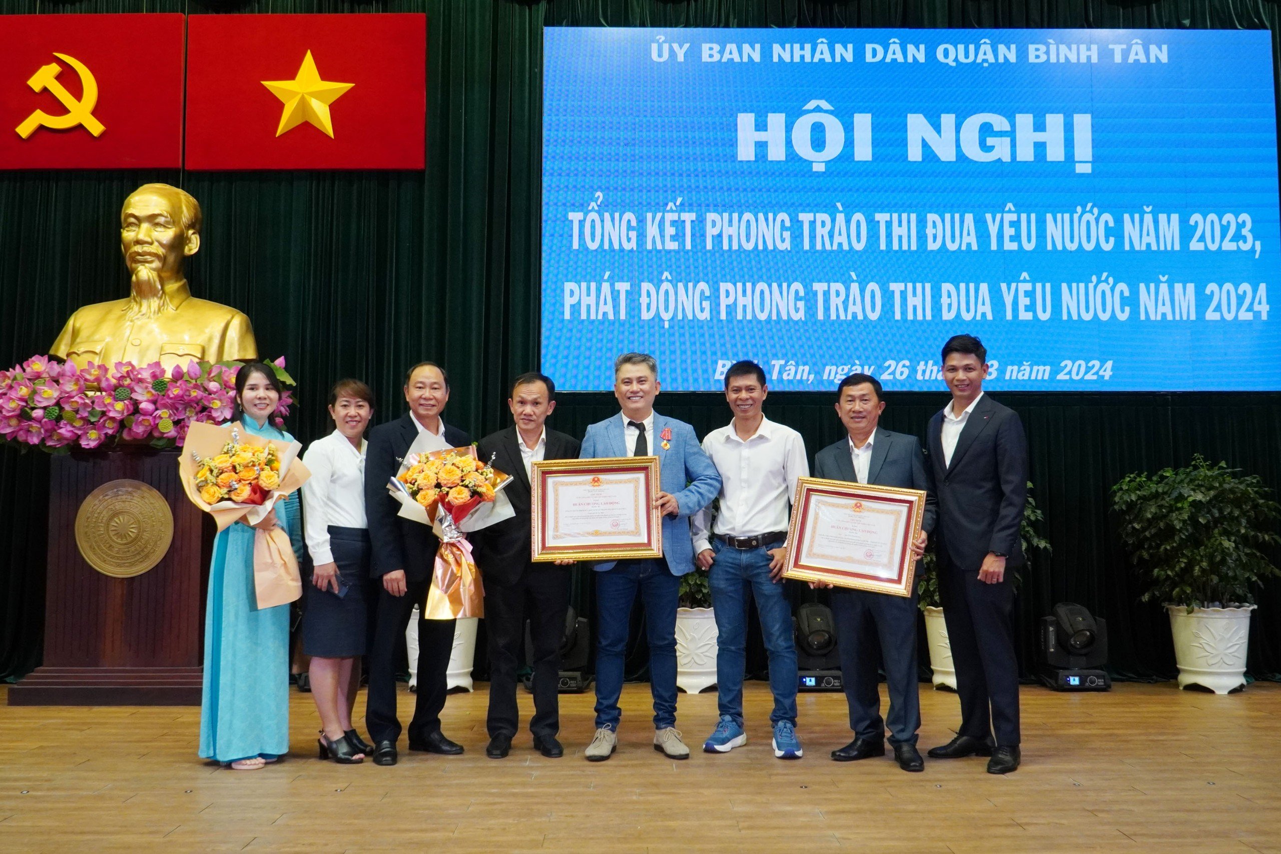 C&ocirc;ng ty Qui Ph&uacute;c nhận Hu&acirc;n chương Lao động hạng Ba- Ảnh 1.