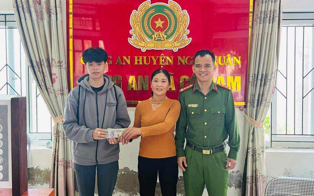 2 phụ nữ nhờ công an tìm người chuyển nhầm hơn 100 triệu vào tài khoản