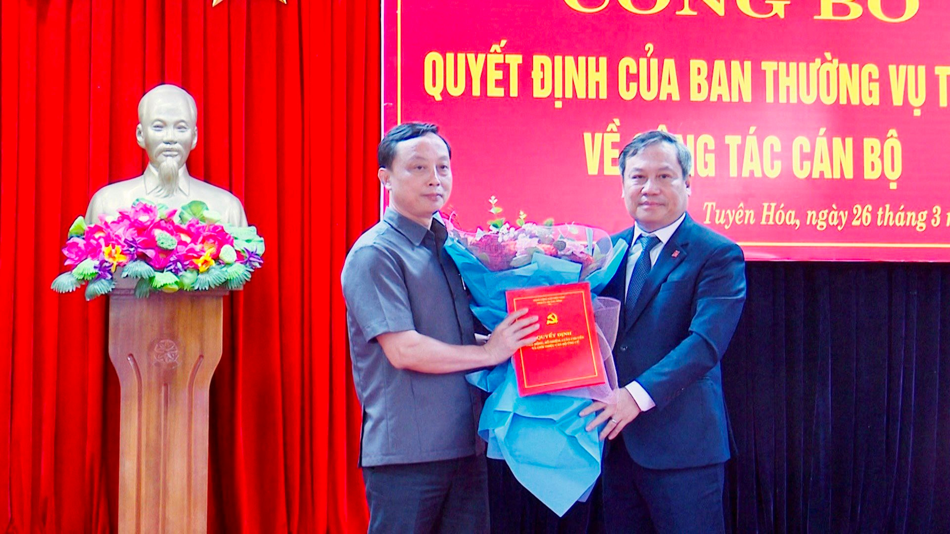 Quảng Bình điều động, bổ nhiệm 2 tân Bí thư Huyện ủy- Ảnh 1.