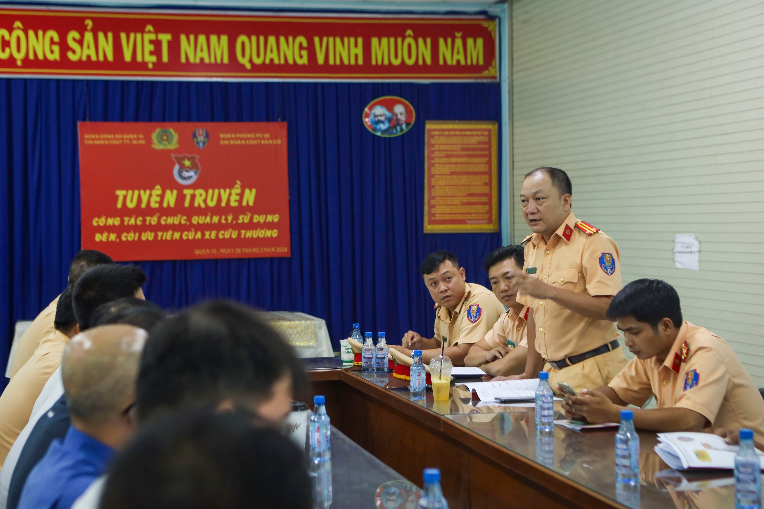 Xe cấp cứu từ thiện