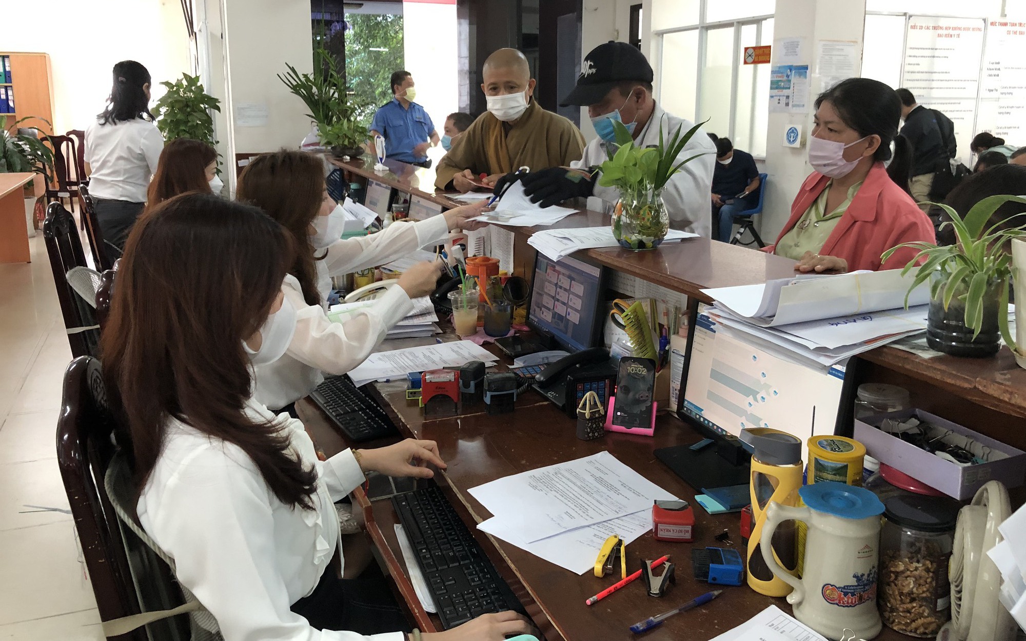 Từ 29-3, BHXH TP HCM ngưng tiếp nhận hồ sơ tại trụ sở cũ 