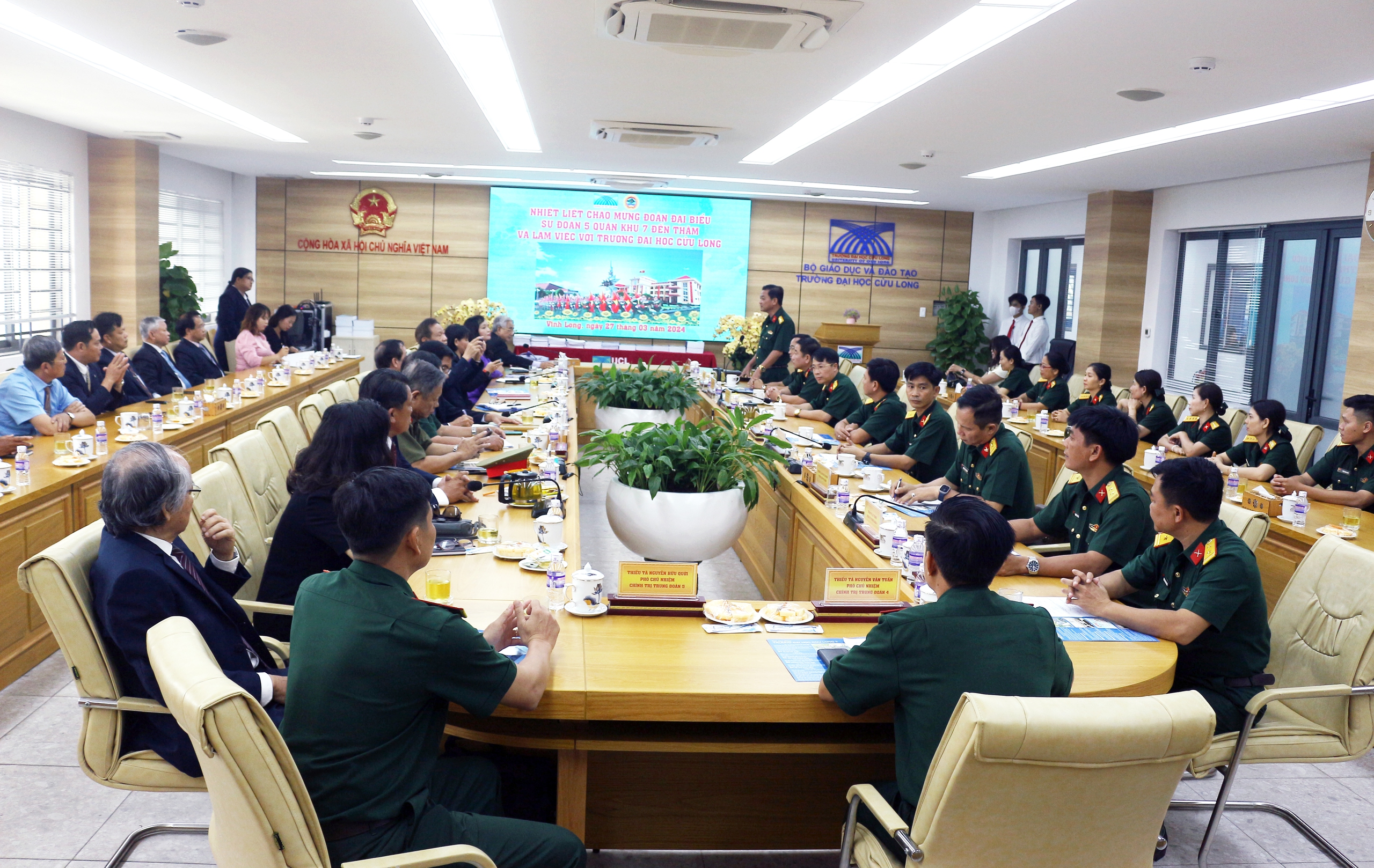 Trường ĐH Cửu Long tổ chức hội nghị tuy&ecirc;n truyền về bảo vệ Tổ quốc- Ảnh 1.