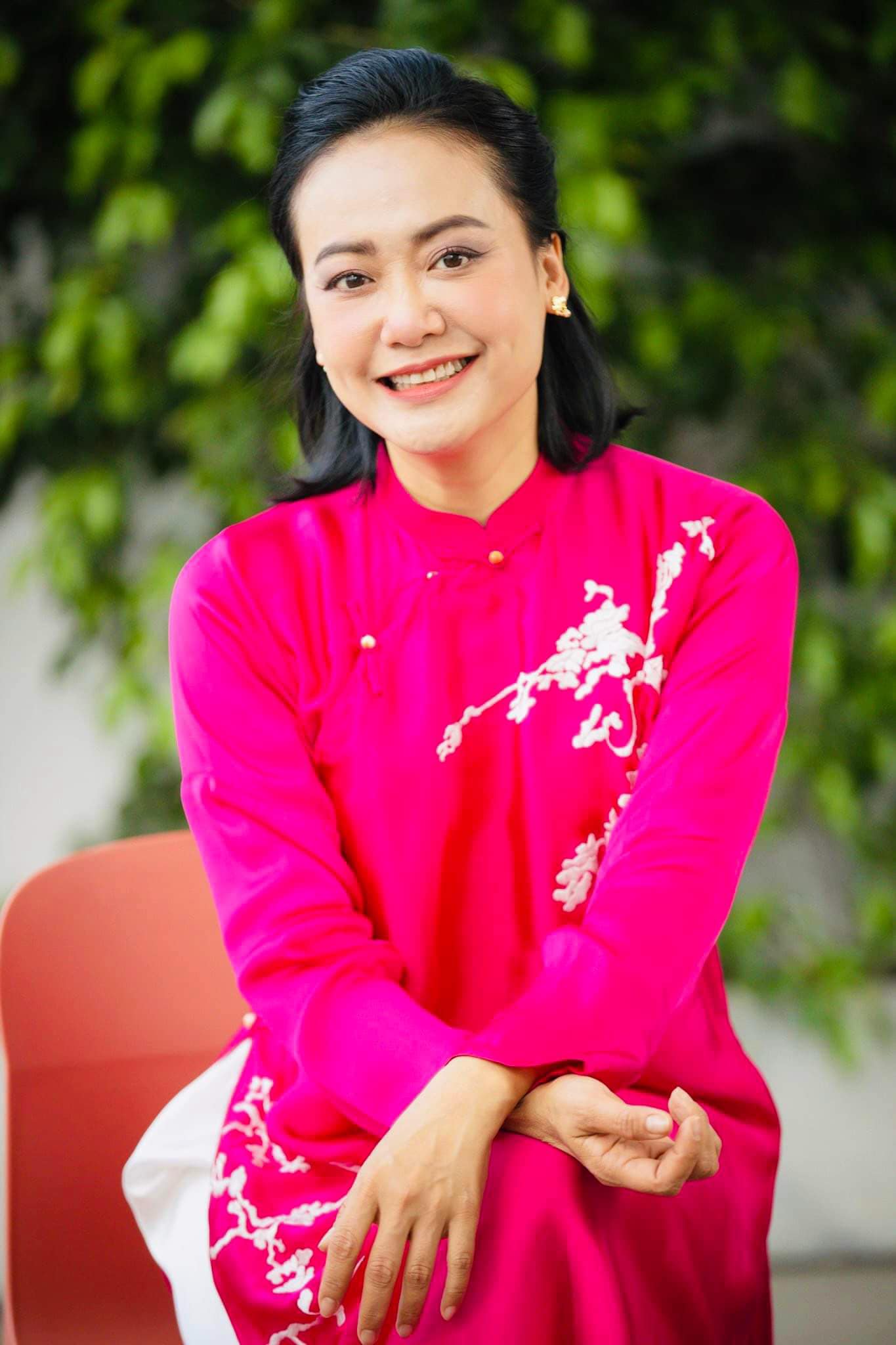 C&ocirc; vẫn đẹp dịu d&agrave;ng bất chấp thời gian