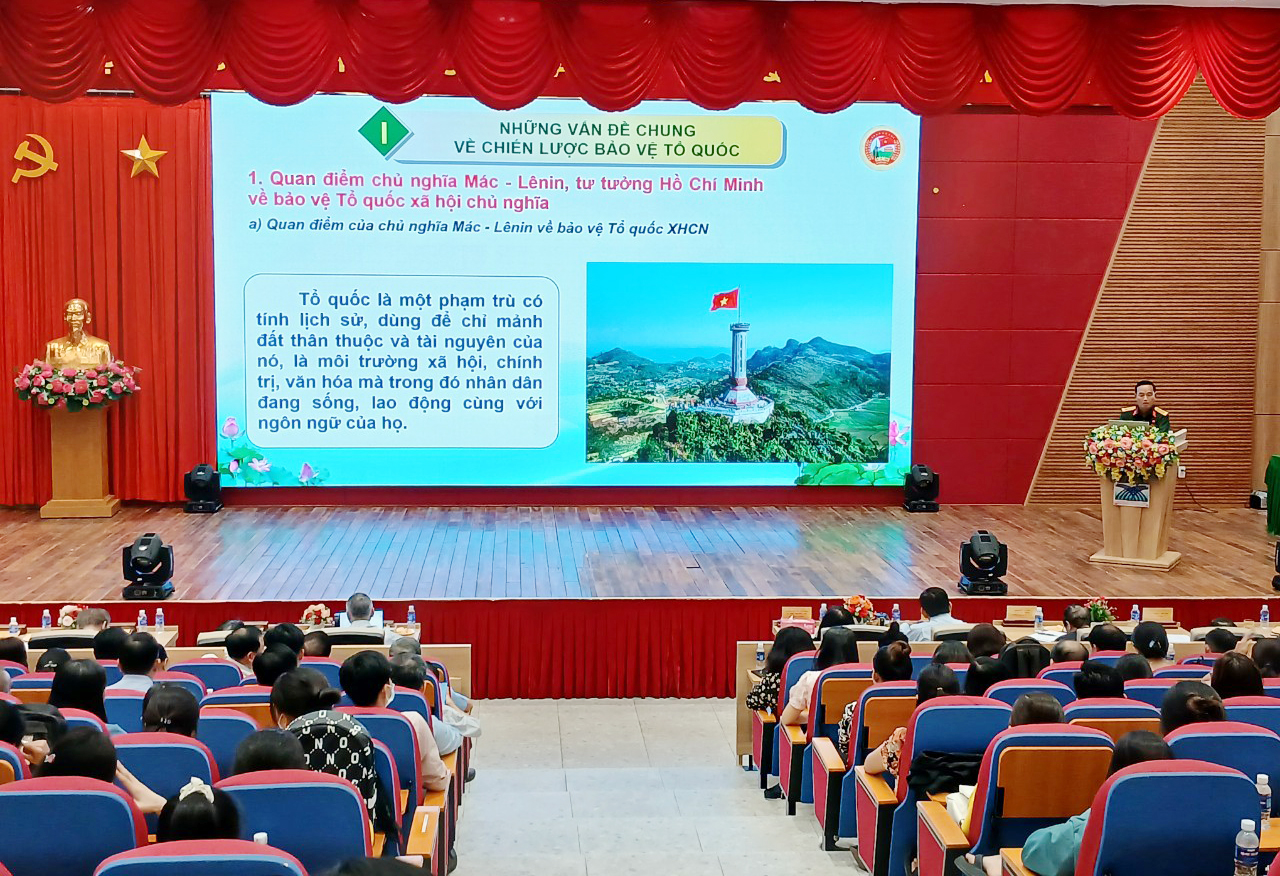 Trường ĐH Cửu Long tổ chức hội nghị tuy&ecirc;n truyền về bảo vệ Tổ quốc- Ảnh 5.