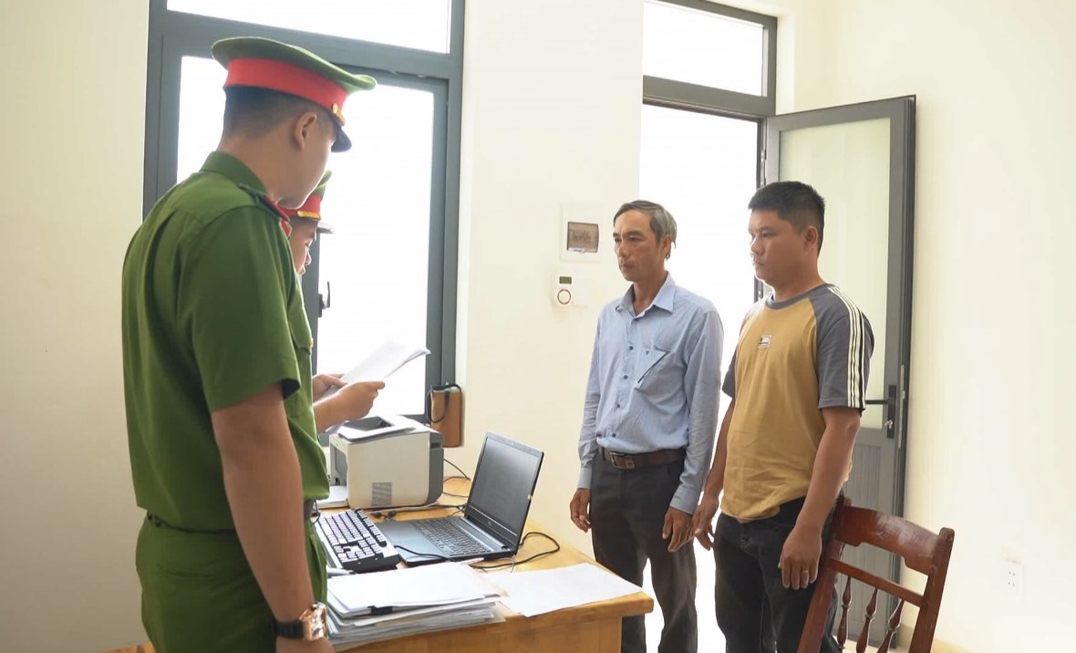 Khởi tố kỹ sư nhận hối lộ, l&agrave;m ngơ việc m&uacute;c đất dự &aacute;n đường cao tốc- Ảnh 1.