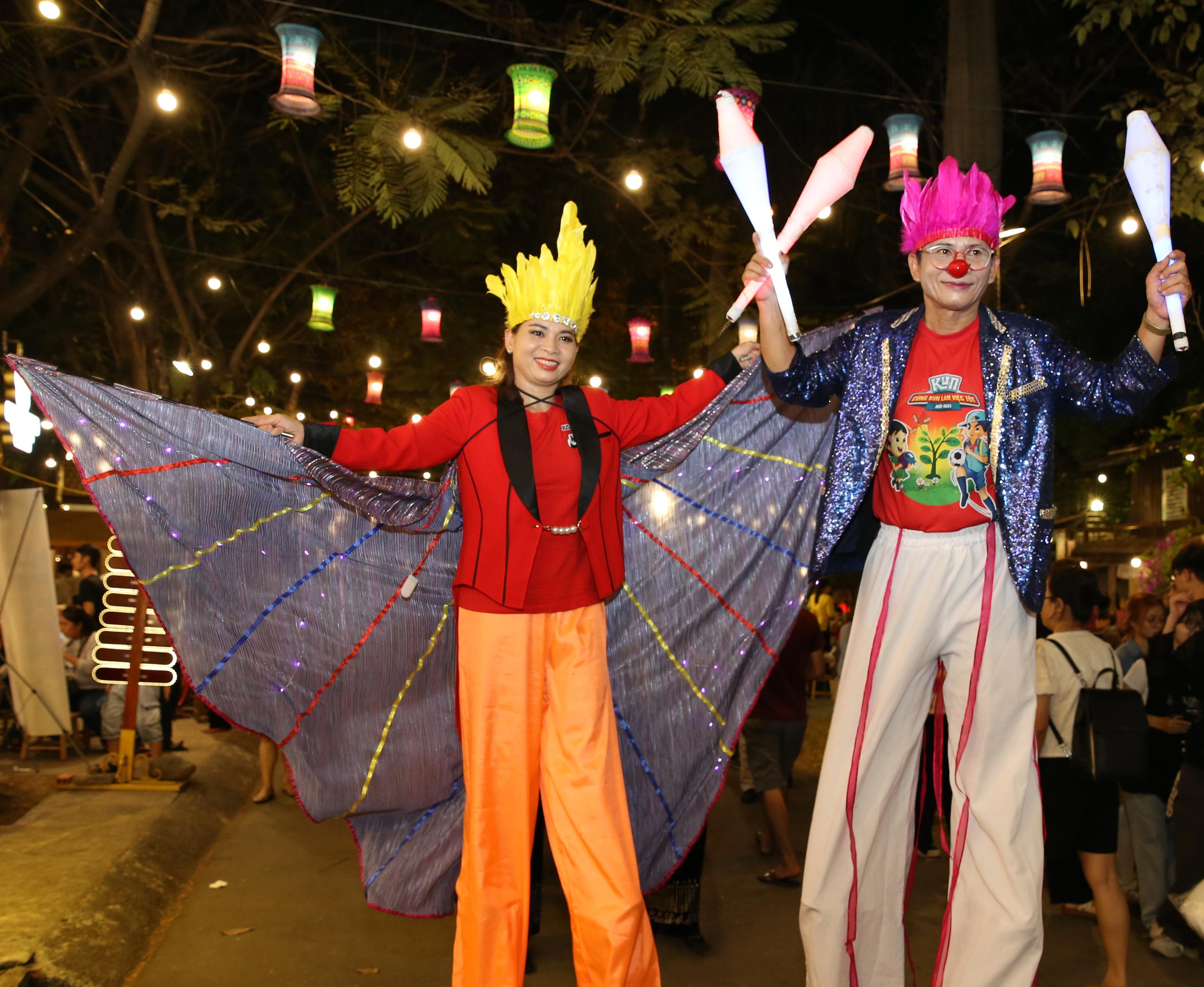 Độc đáo “vừa đi vừa nấu” tại Lễ hội Văn hóa Ẩm thực, Món ngon Saigontourist Group 2024- Ảnh 17.