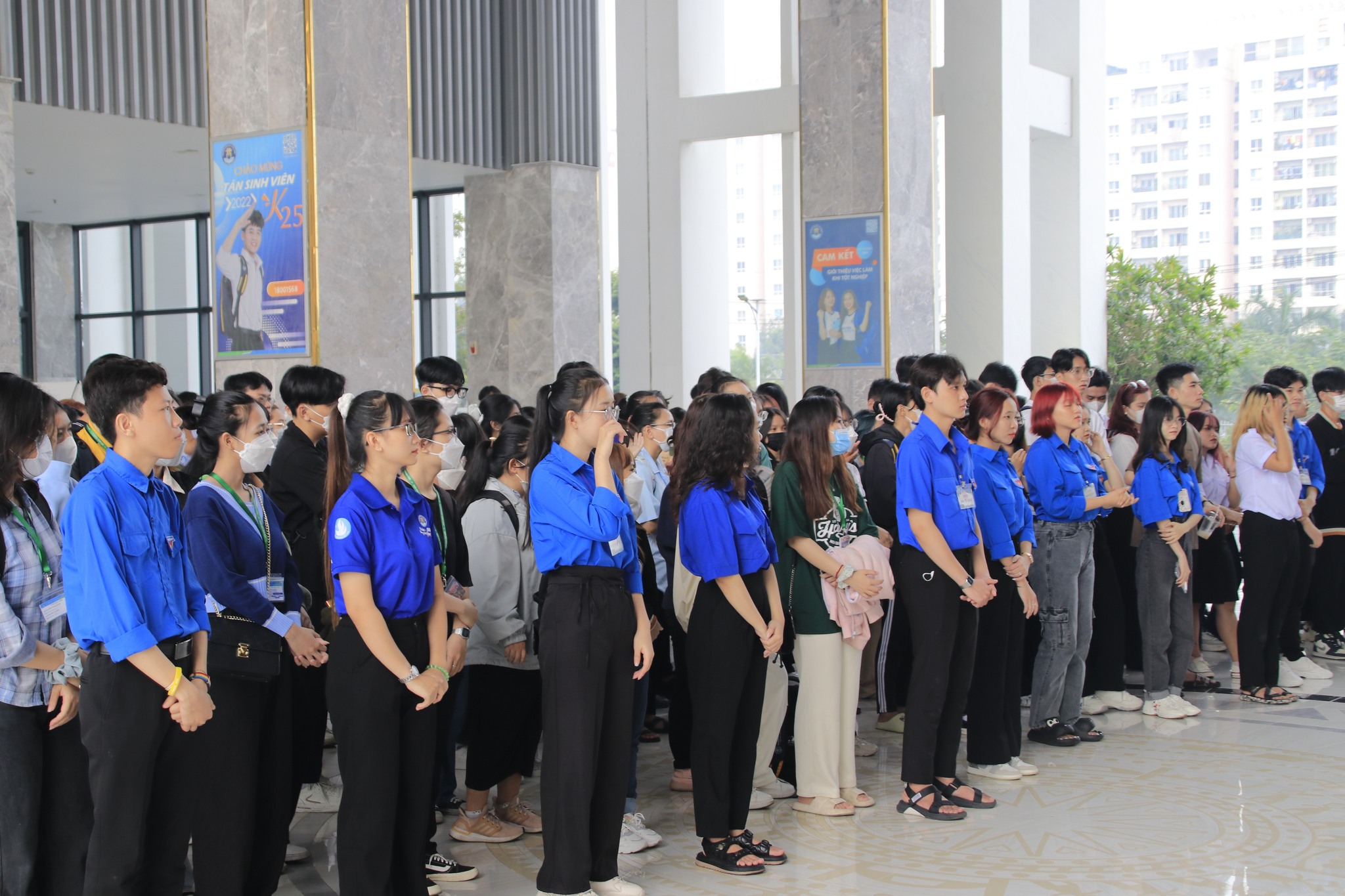 Trường Đại học Văn Hiến TP HCM: 150 thành viên tham gia giải half-marathon