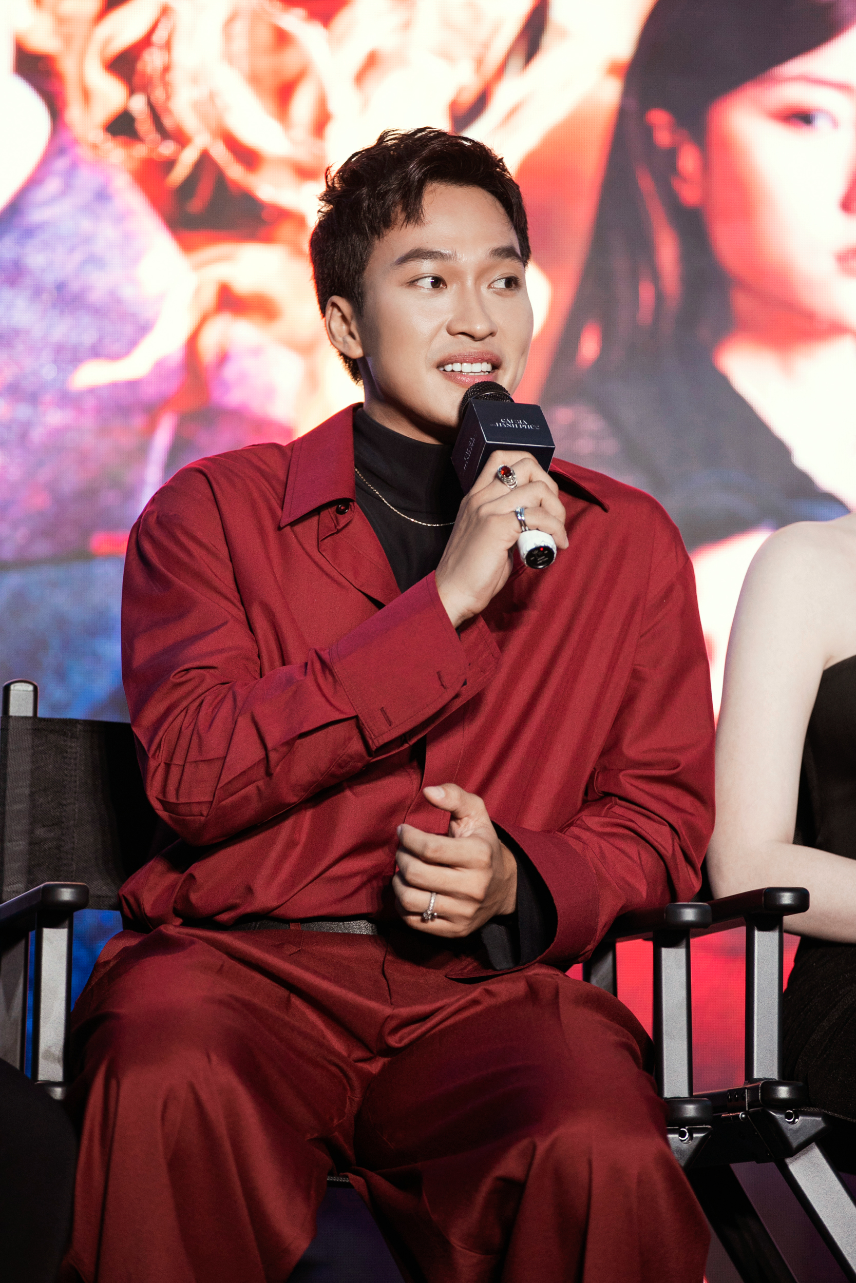 Si&ecirc;u mẫu Xu&acirc;n Lan: 