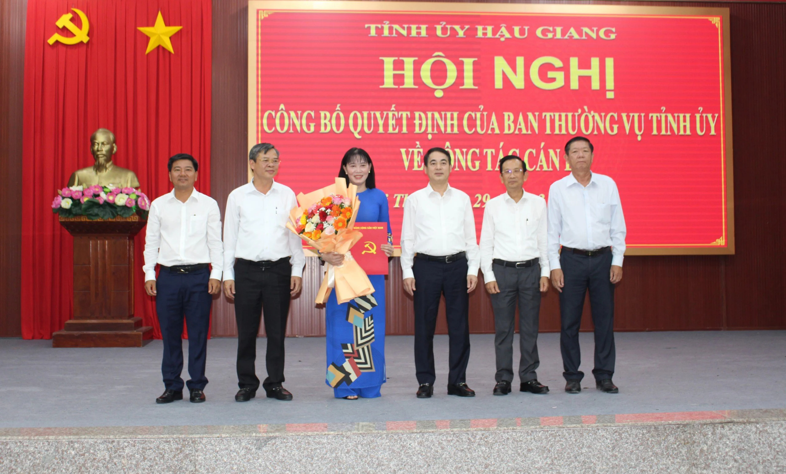 Hậu Giang lu&acirc;n chuyển, điều động, bổ nhiệm nhiều c&aacute;n bộ chủ chốt- Ảnh 1.