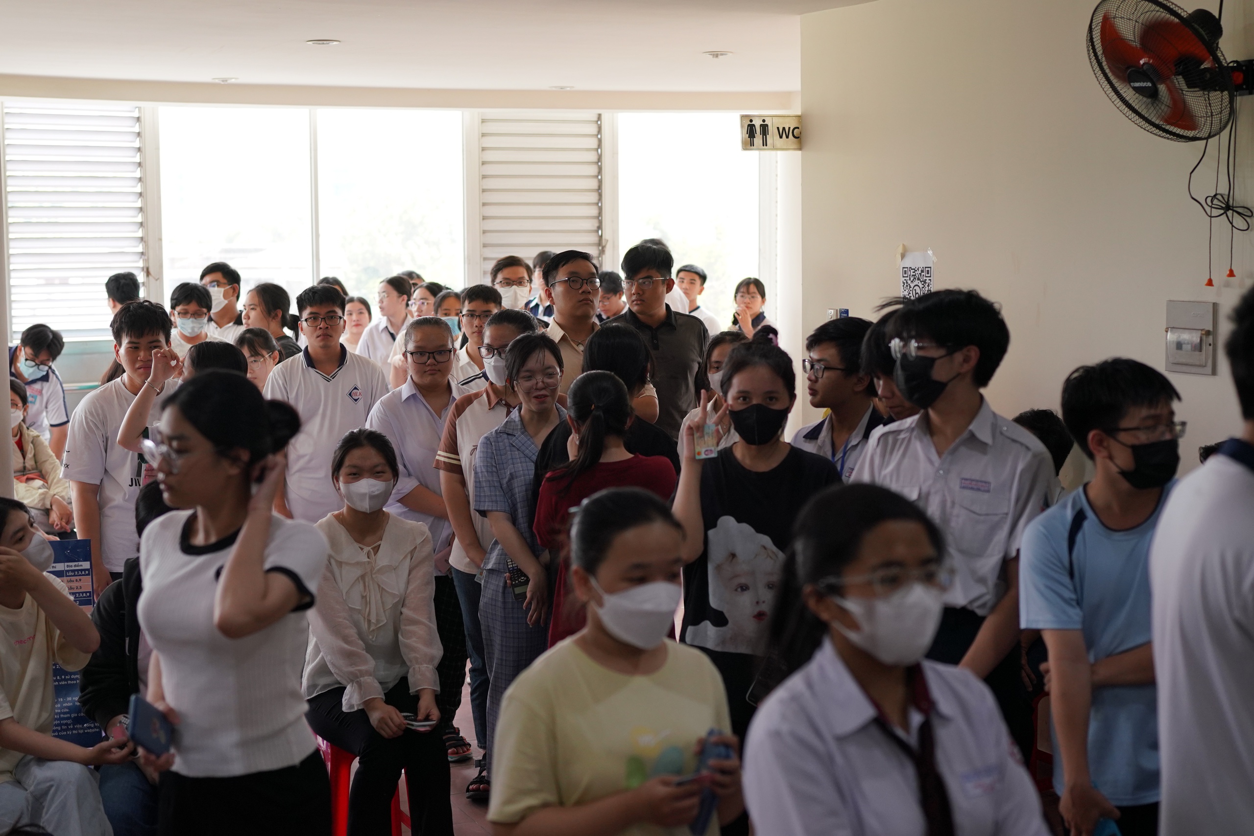 Gần 3.500 th&iacute; sinh dự thi đ&aacute;nh gi&aacute; năng lực chuy&ecirc;n biệt đợt 1- Ảnh 1.