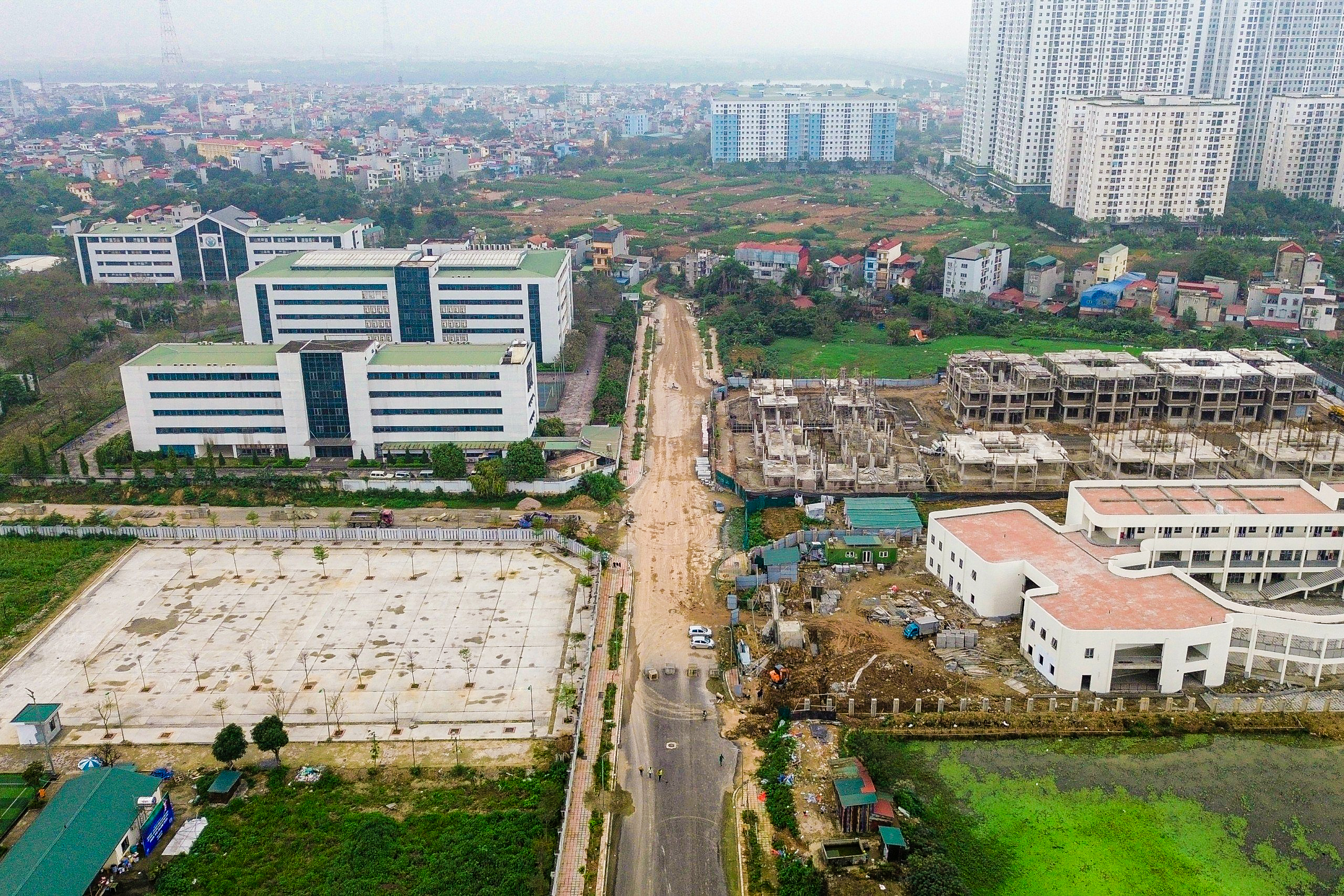 Hiện trạng tuyến đường d&agrave;i 1,3 km &ldquo;lỡ hẹn&rdquo; gần 2 năm - Ảnh 5.