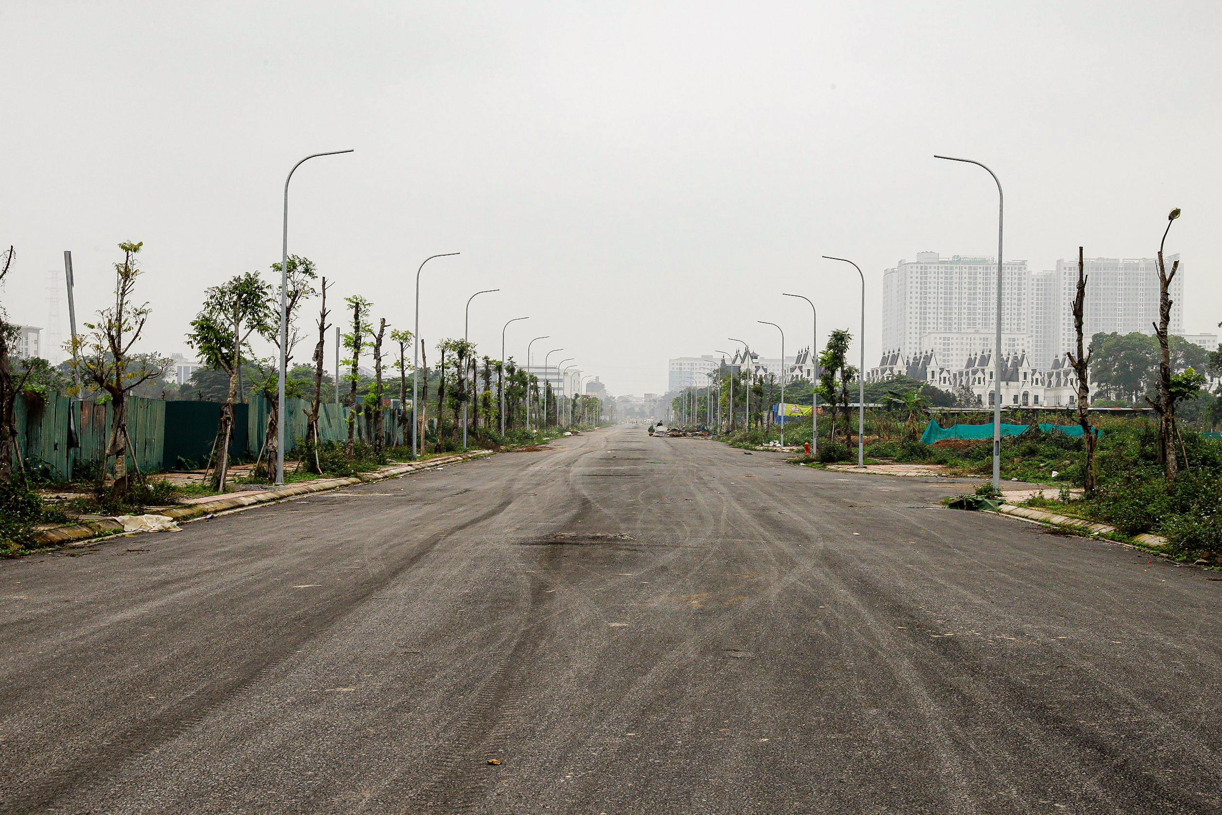 Hiện trạng tuyến đường d&agrave;i 1,3 km &ldquo;lỡ hẹn&rdquo; gần 2 năm - Ảnh 7.
