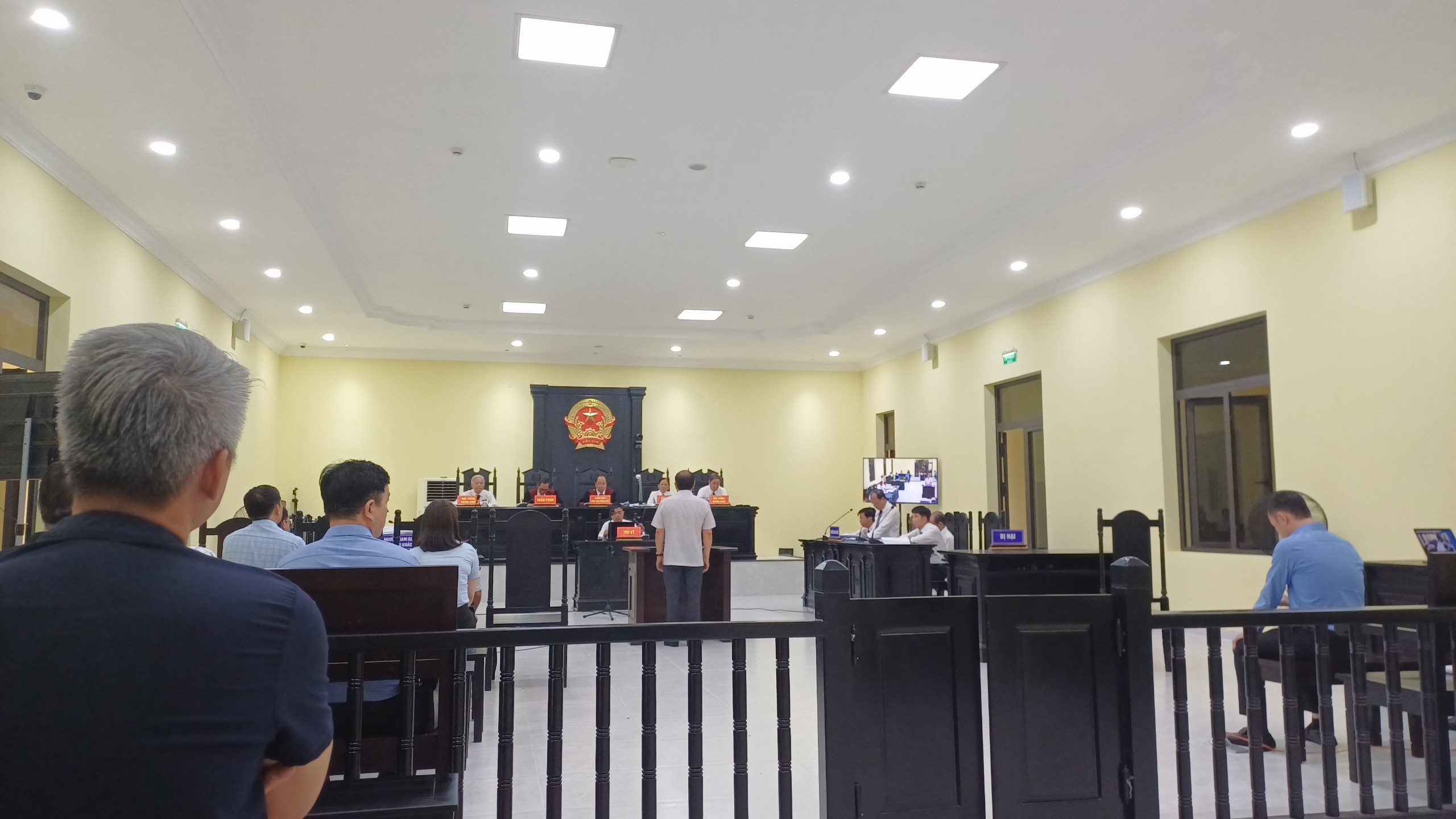 Trả hồ sơ vụ &aacute;n li&ecirc;n quan đến 